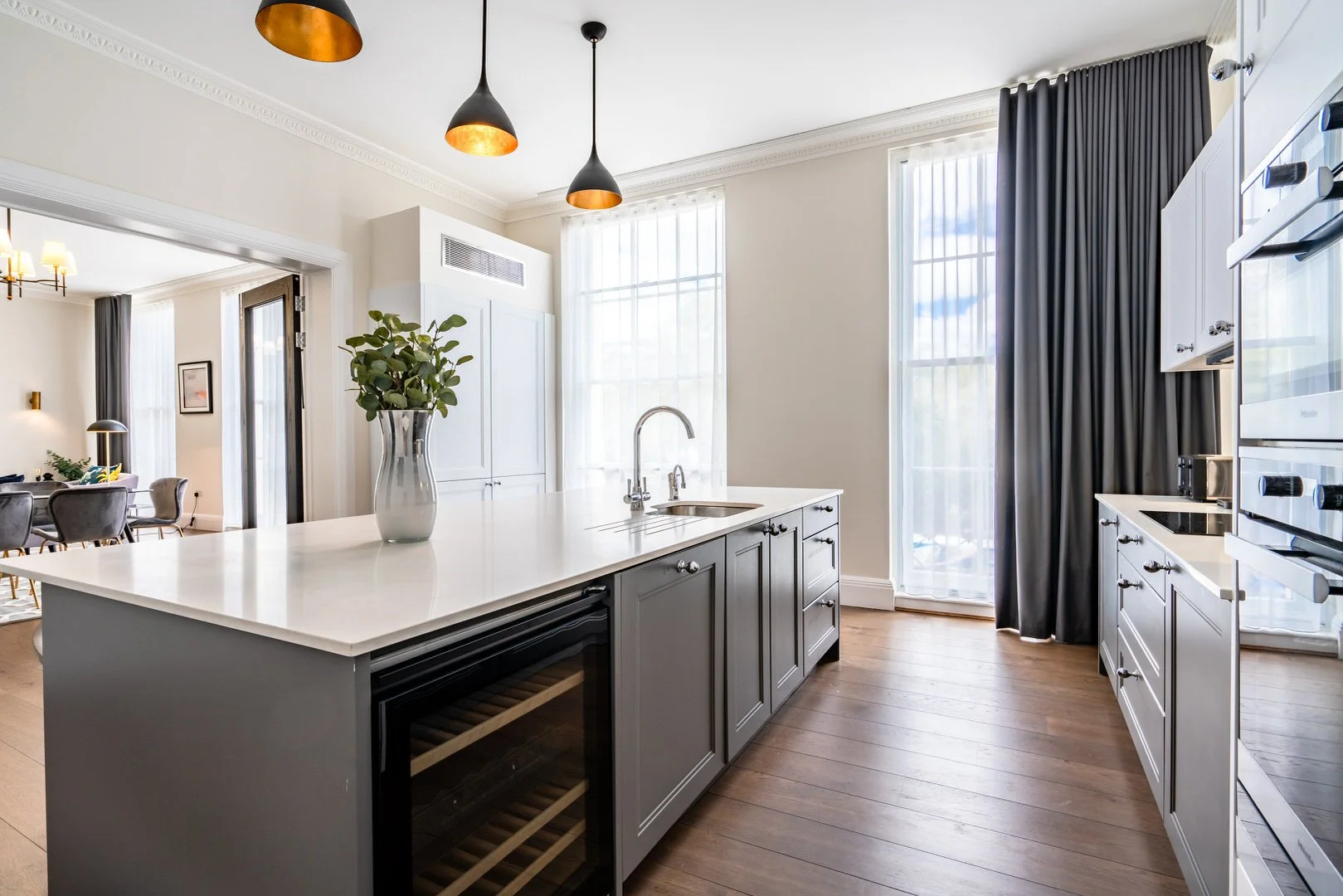 lincolns-inn-2bed-deluxe-9.jpg