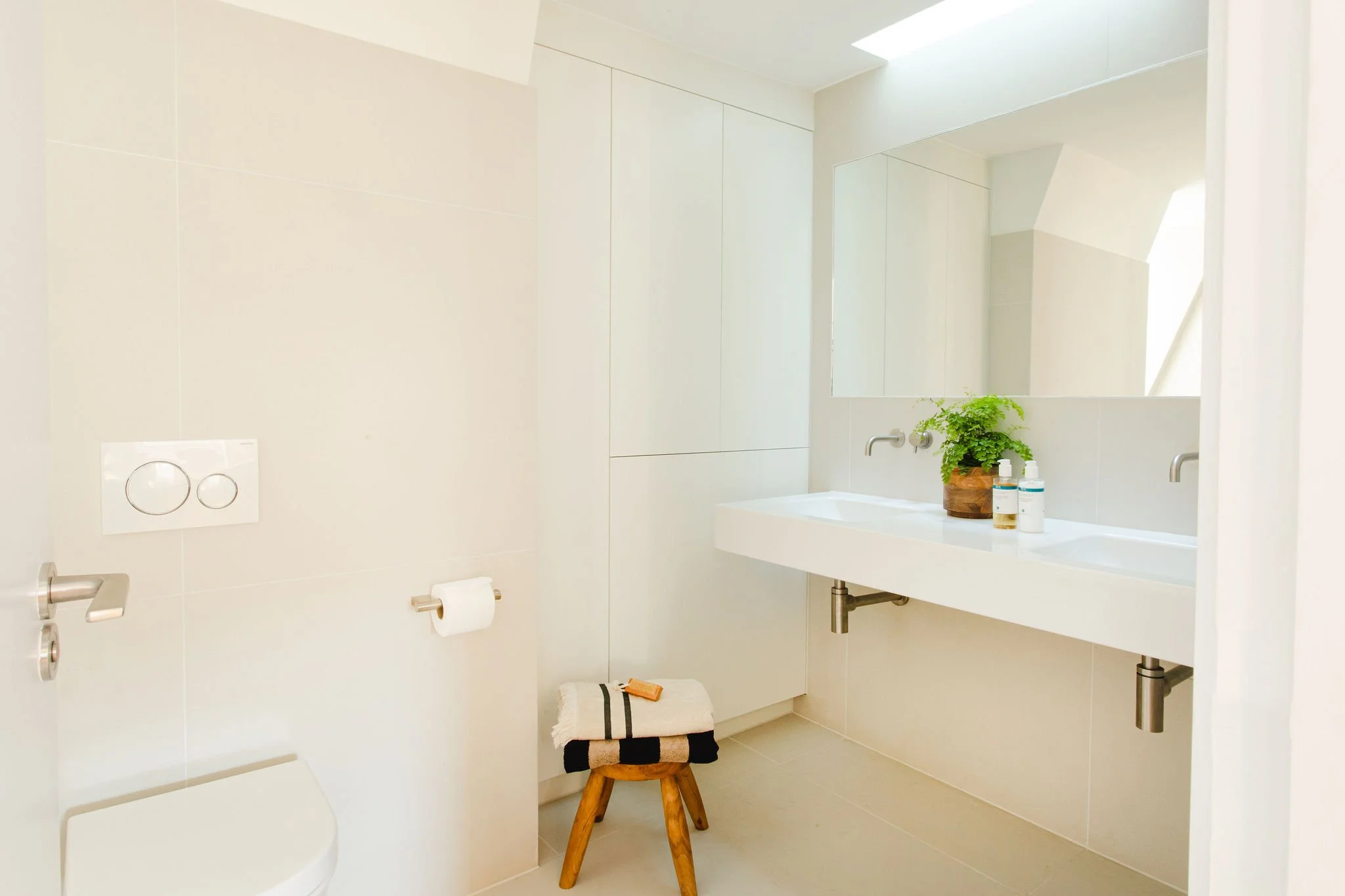 hinde-st-residences-3bed-1.jpg