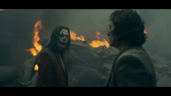 Plan-séquence Joker: Folie à Deux (2024) - L'explosion au tribunal et l'évasion
