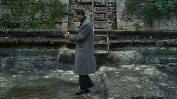 Plan-séquence Nostalghia (1983) - La traversée de la bougie à Bagno Vignoni