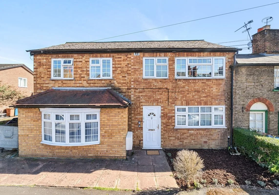 Flat 3, 36 College Road, Harrow Weald, Harrow, Middlesex, HA3 6EB