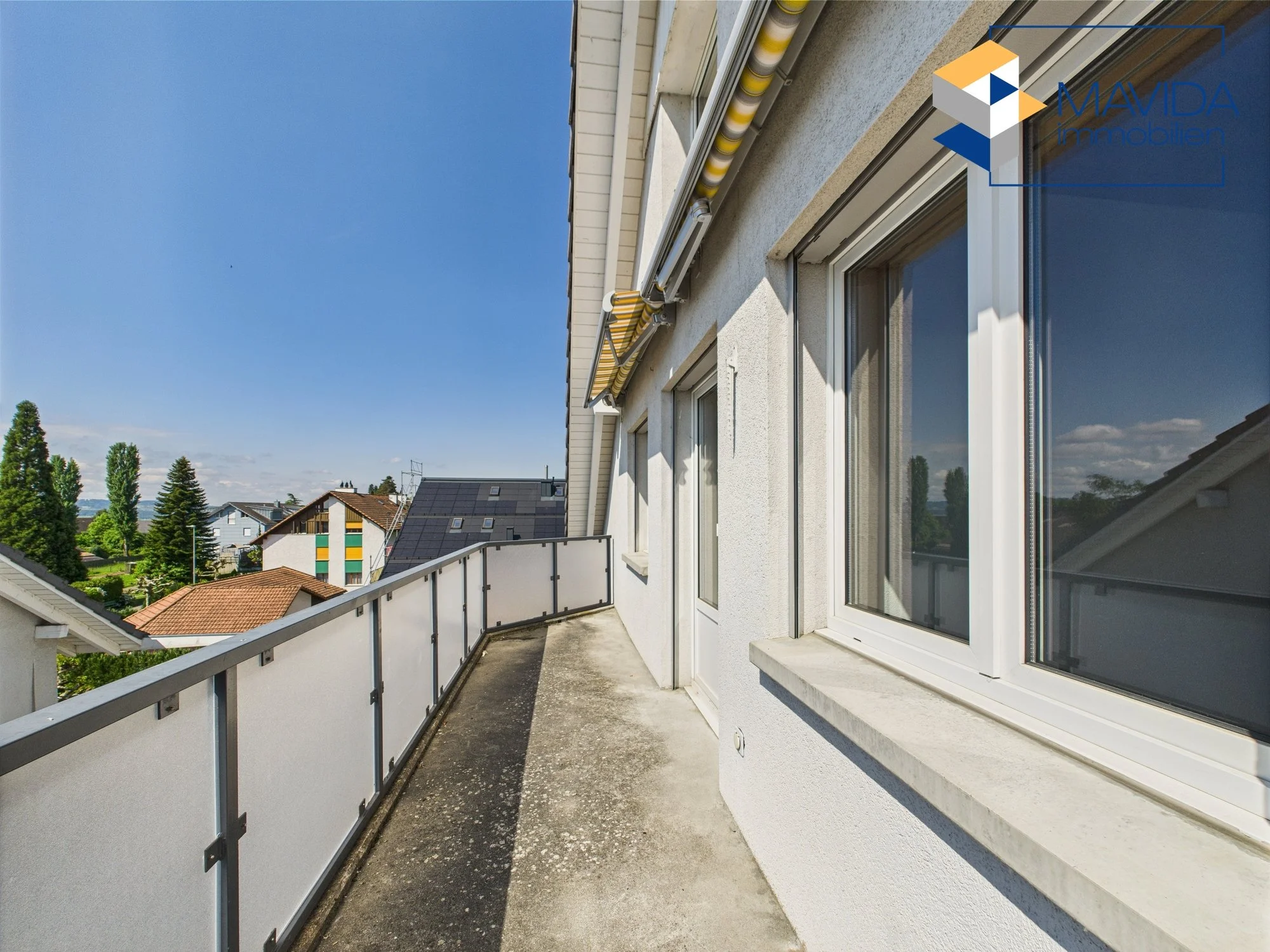 Balkon Bild 2.jpg