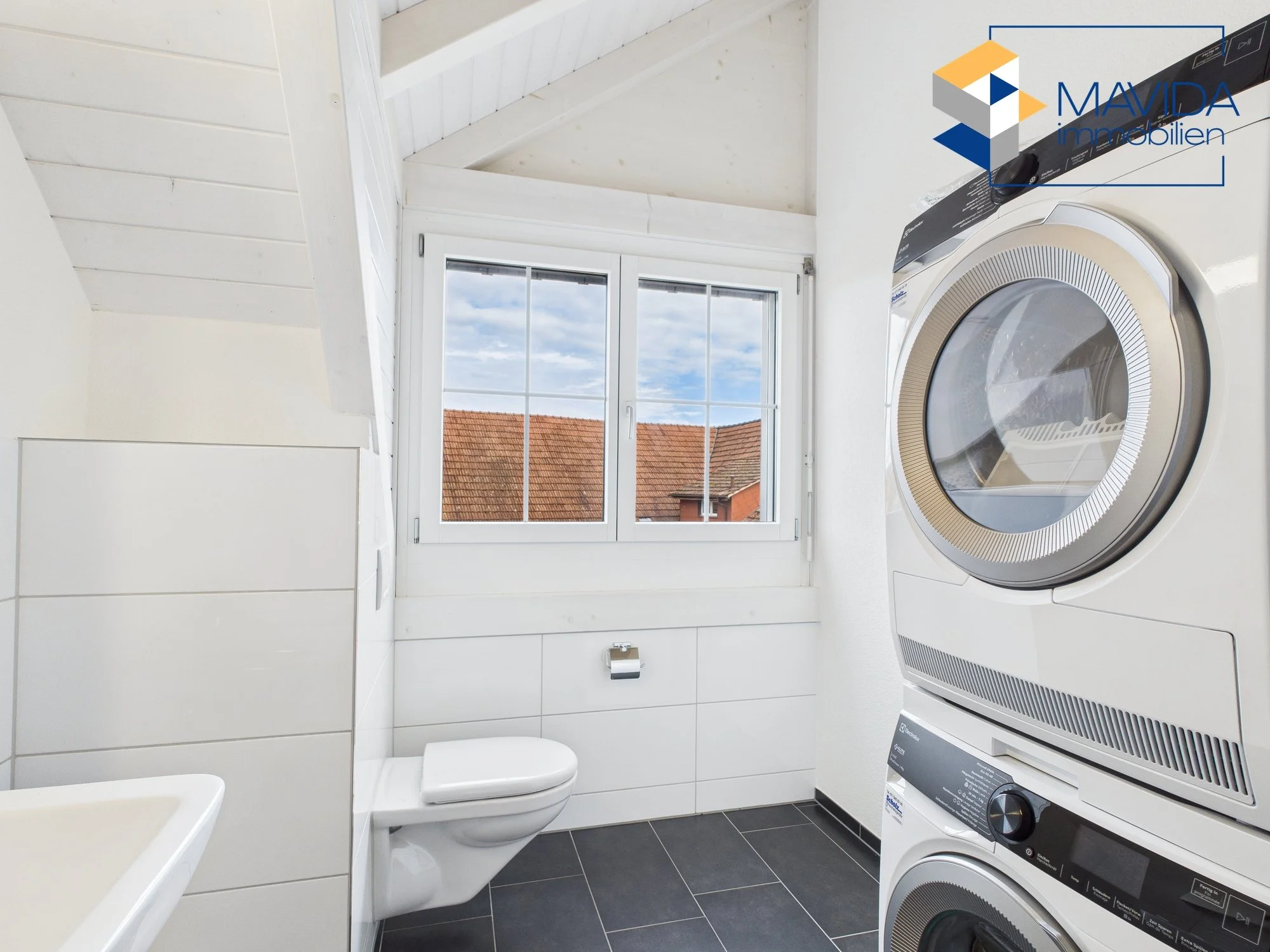 Bad untere Etage Bild 2.jpg