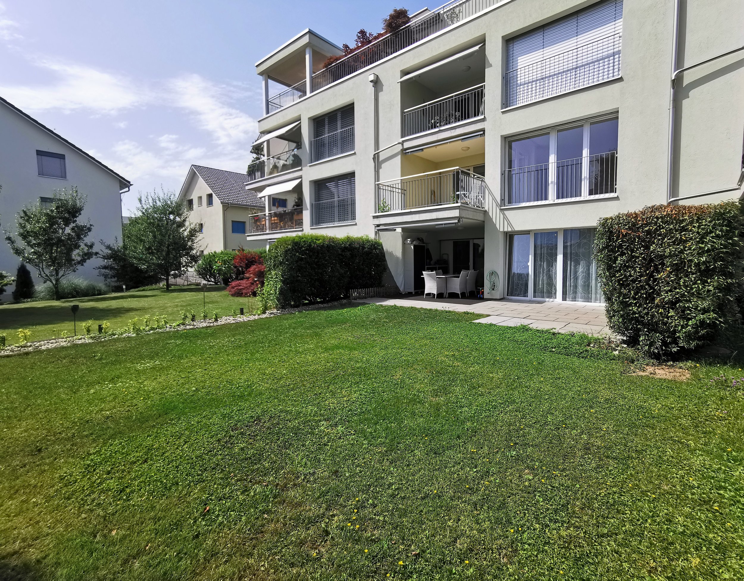 Gartensitzplatz Bild 2.jpg