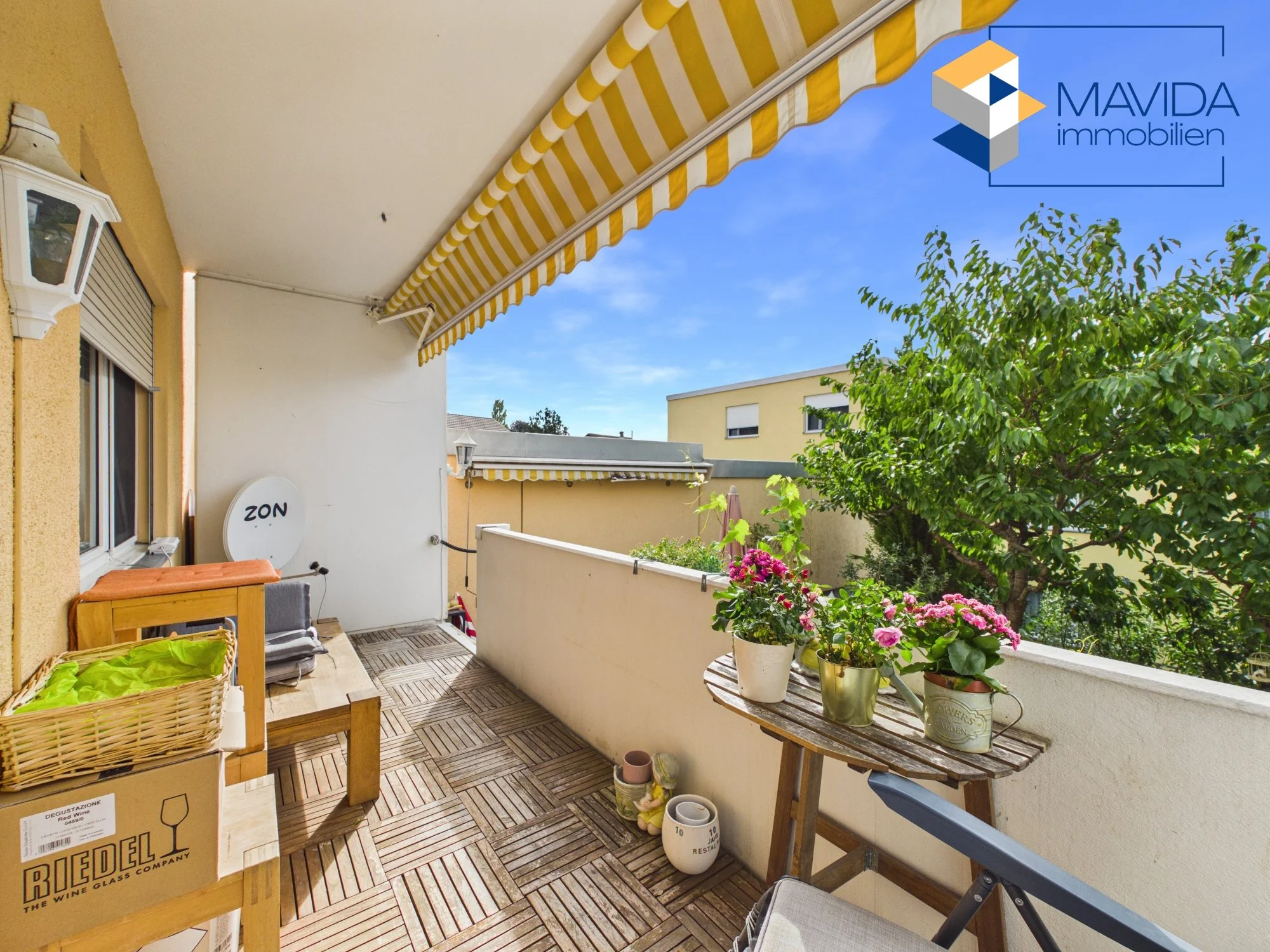 Balkon Bild 1.jpg