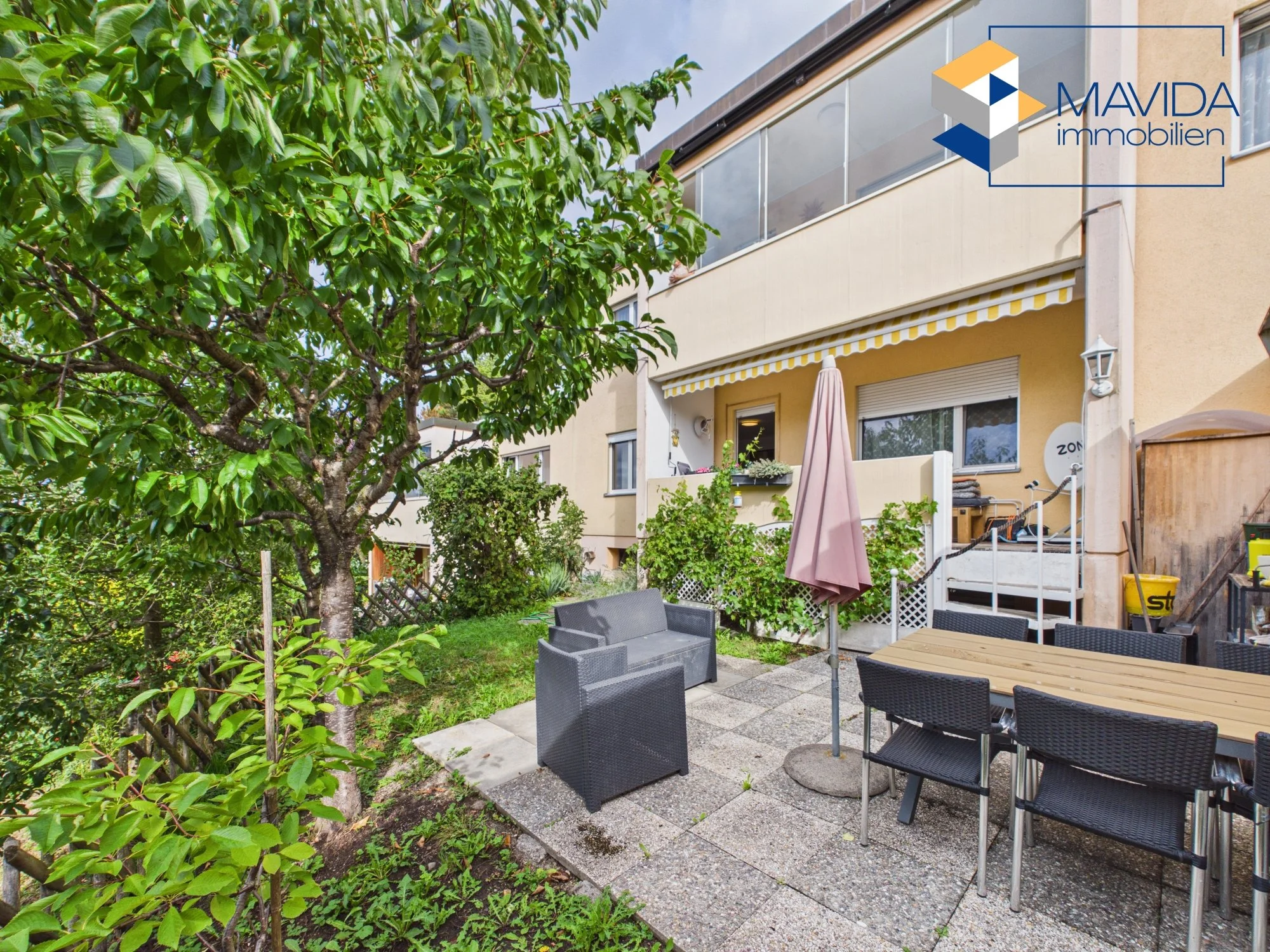 Gartensitzplatz Bild 1.jpg