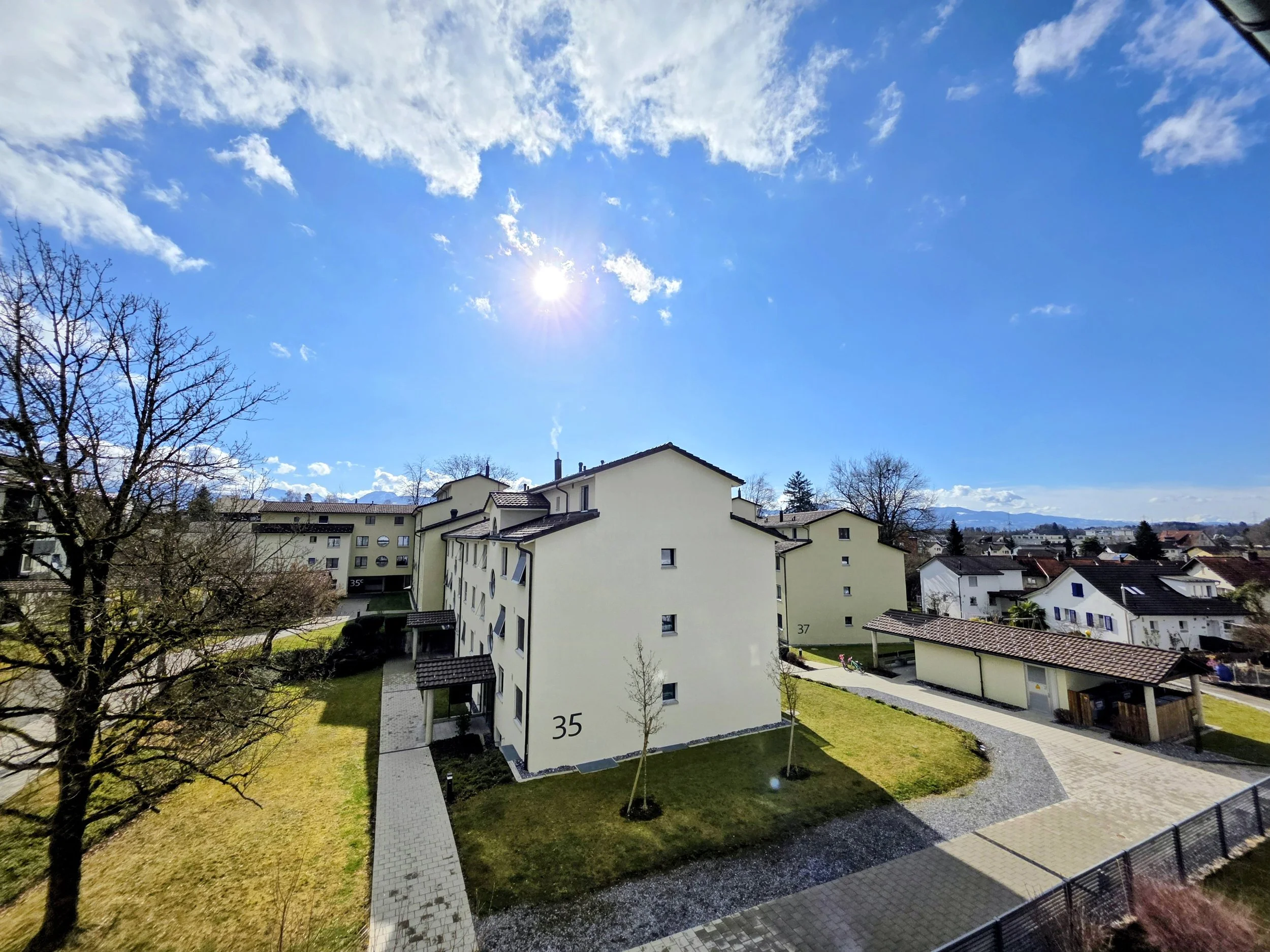 Rüti ZH: Weitsicht und Abendsonne – Ihr neues Zuhause in ruhiger Lage