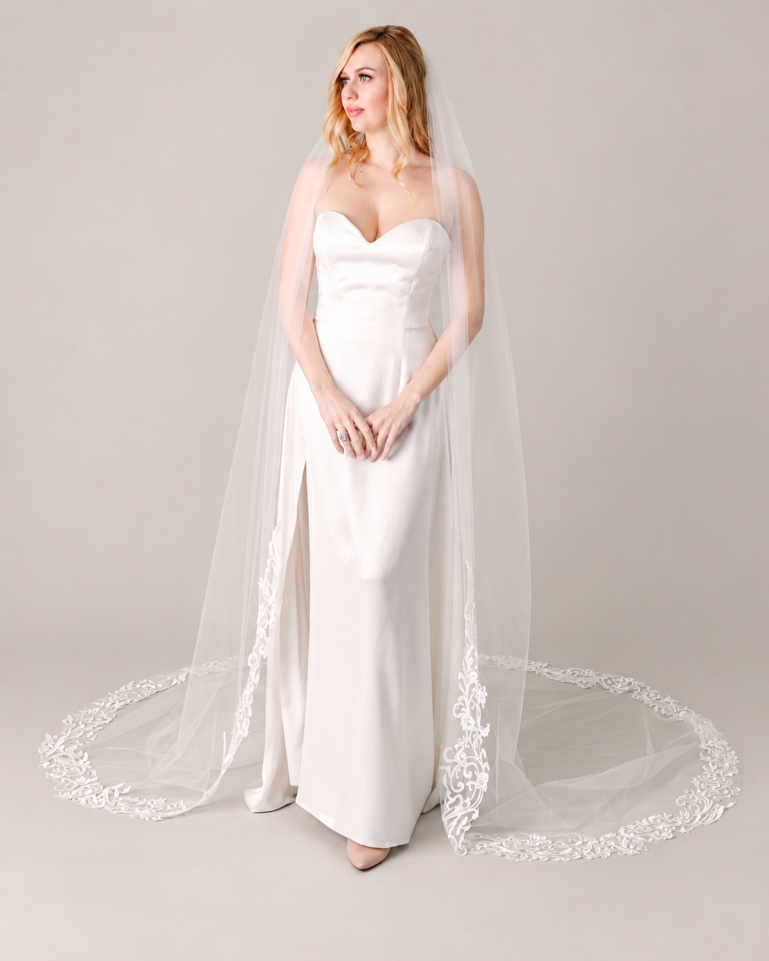 Artistic Lace Border Cathedral Veil V104