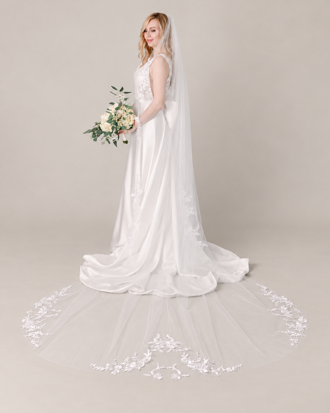 Floral Appliqué Cathedral Lace-Edge Veil
