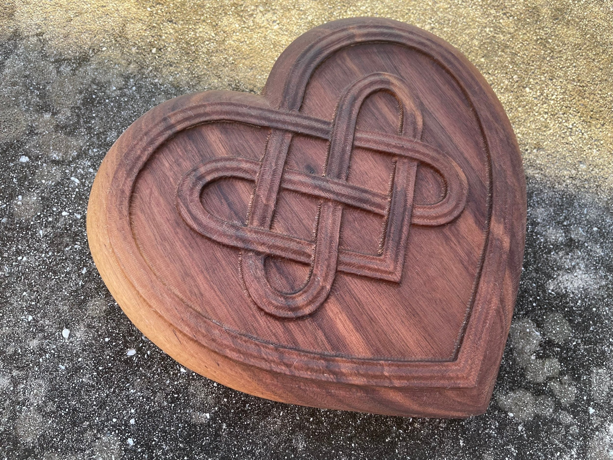 https://i.etsystatic.com/34489972/r/il/c70fc0/4565847820/il_fullxfull.4565847820_dmfw.jpg