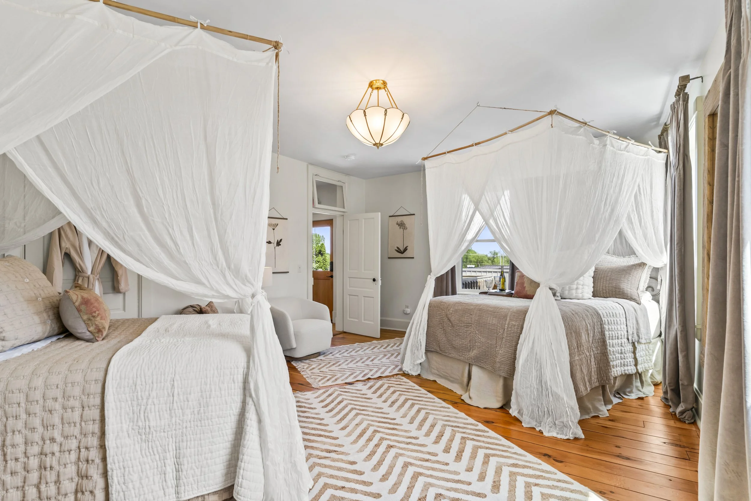 52_interior-41.jpg