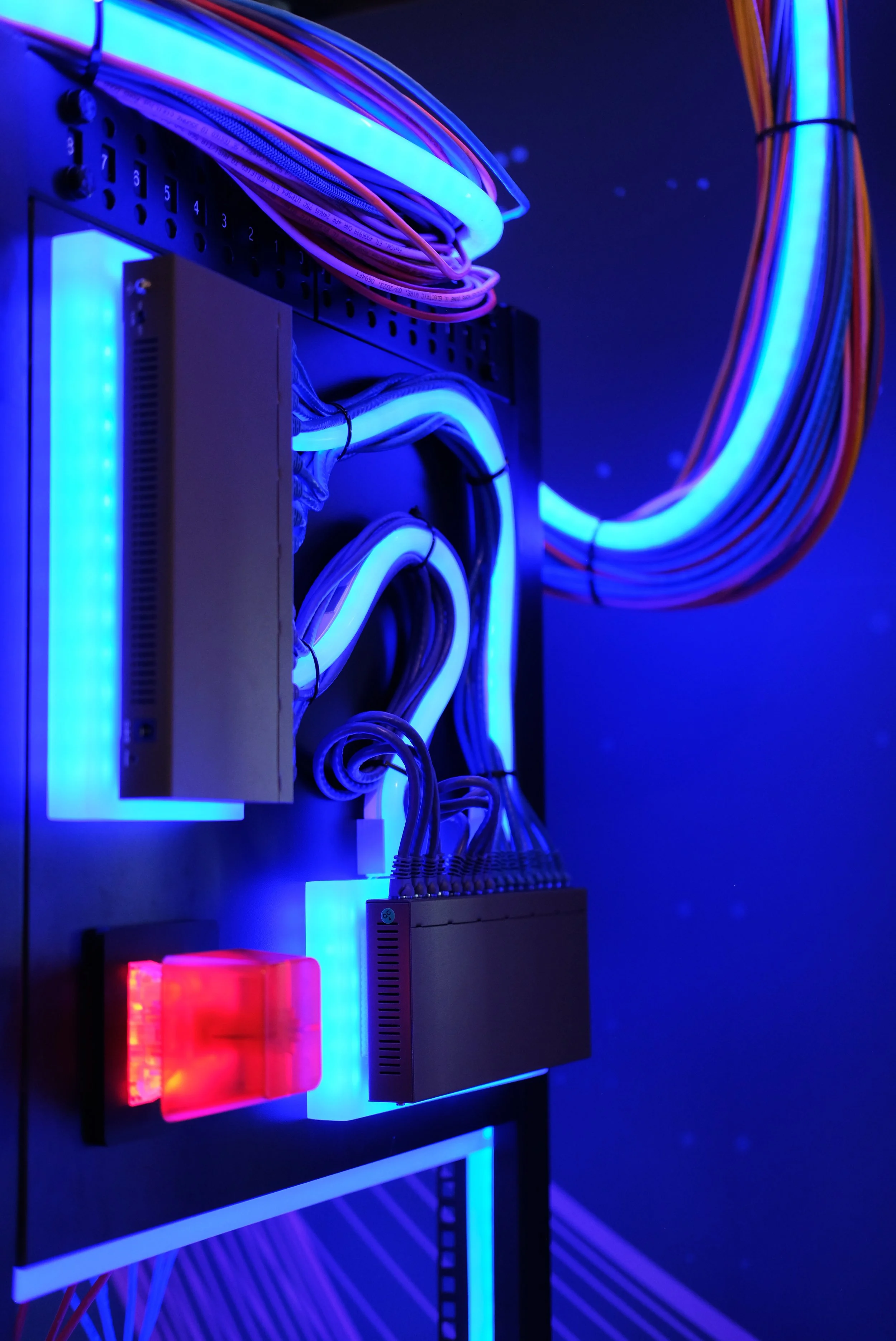 DEMO (Silicon Valley_4).jpg