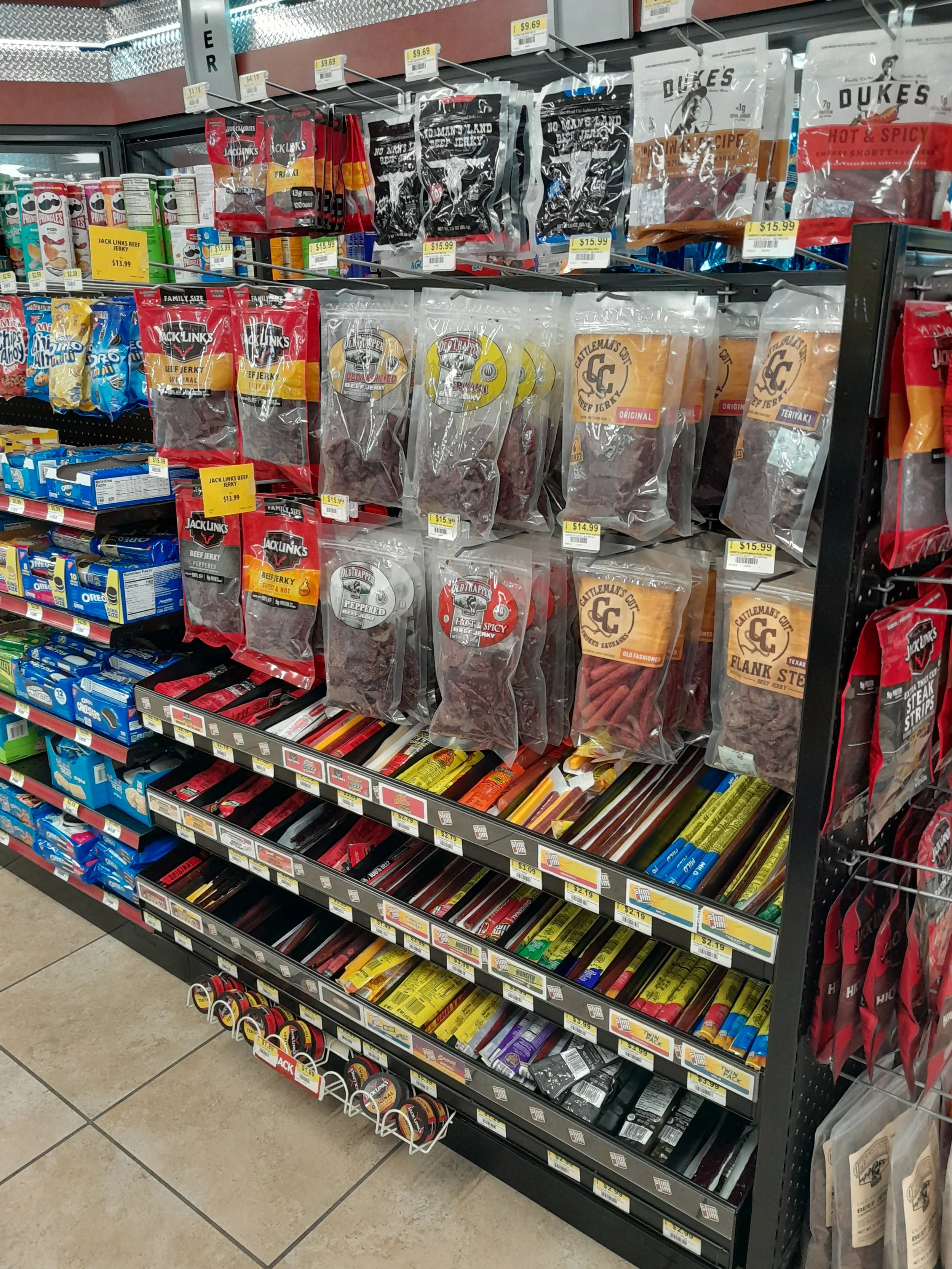 Everything You Need in One Stop: Visit Fuel On in Shawano, WI