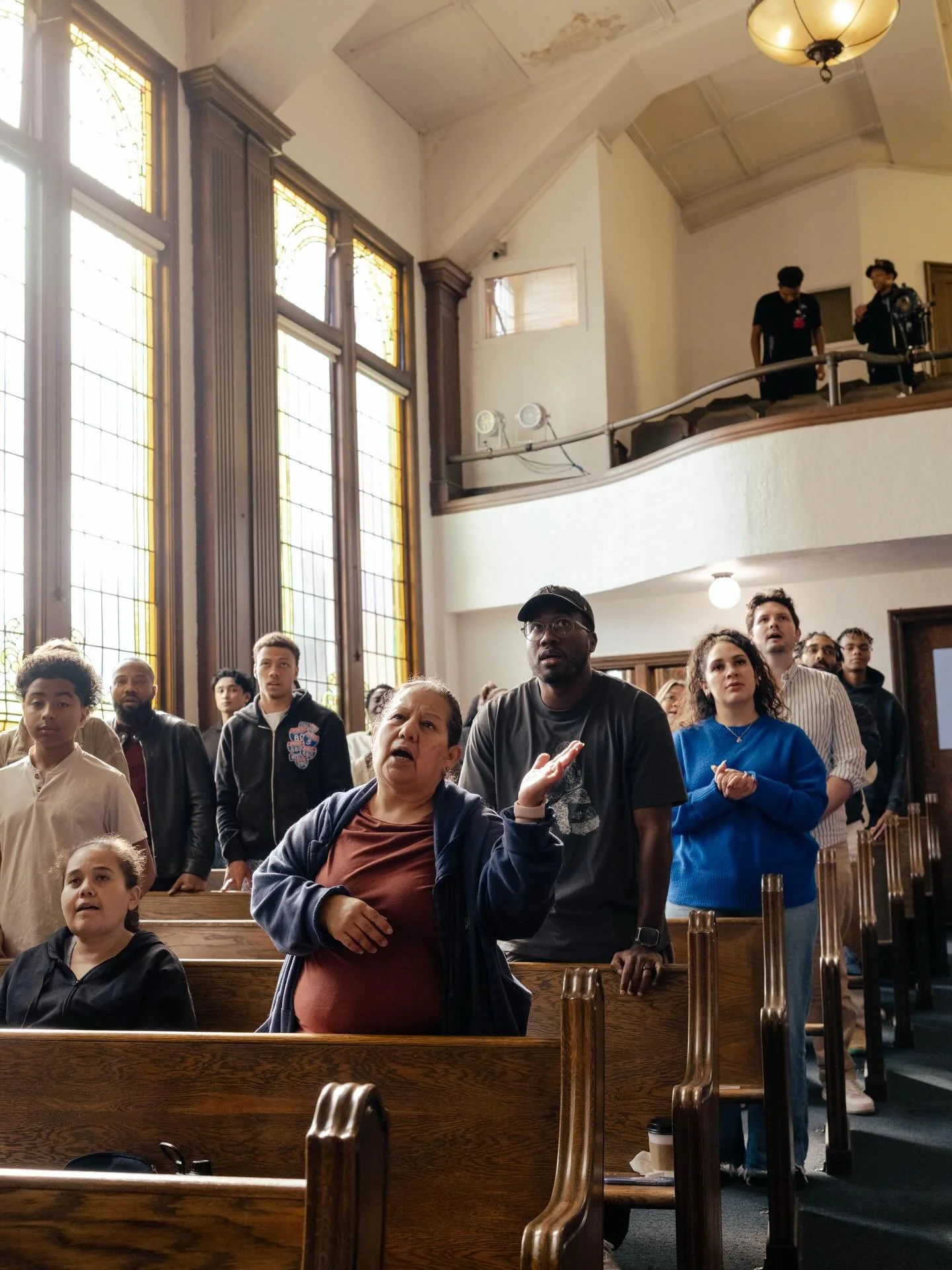 What are you up to tomorrow? 👀 We&rsquo;re saving a seat for you&hellip;and a friend!

Join us every Sunday at 11am for good music, good people, and a good word! 

#godlovesoakland #oaklandchurch #eastbaychurch #oaklandca 

📸: @melodie.deisher.phot