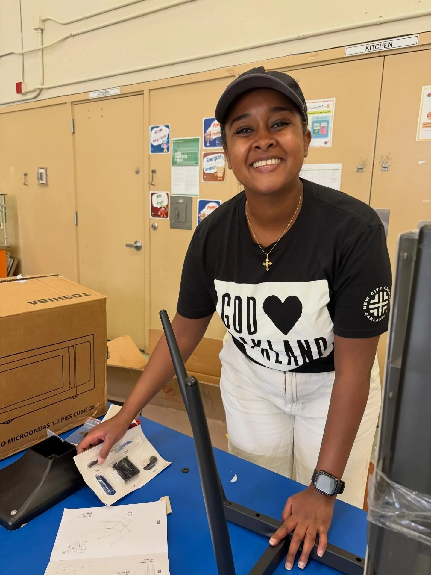 This weekend, we had the honor of loving on one of our local OUSD elementary schools in a big way 💛

From fresh coats of paint to new furniture, appliances, a fully stocked coffee &amp; tea station, a massage chair, and a cozy lounge space&mdash;thi