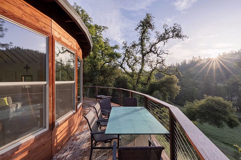 smiling-woods-yurts-41-sequoia-palmer-patio.jpeg