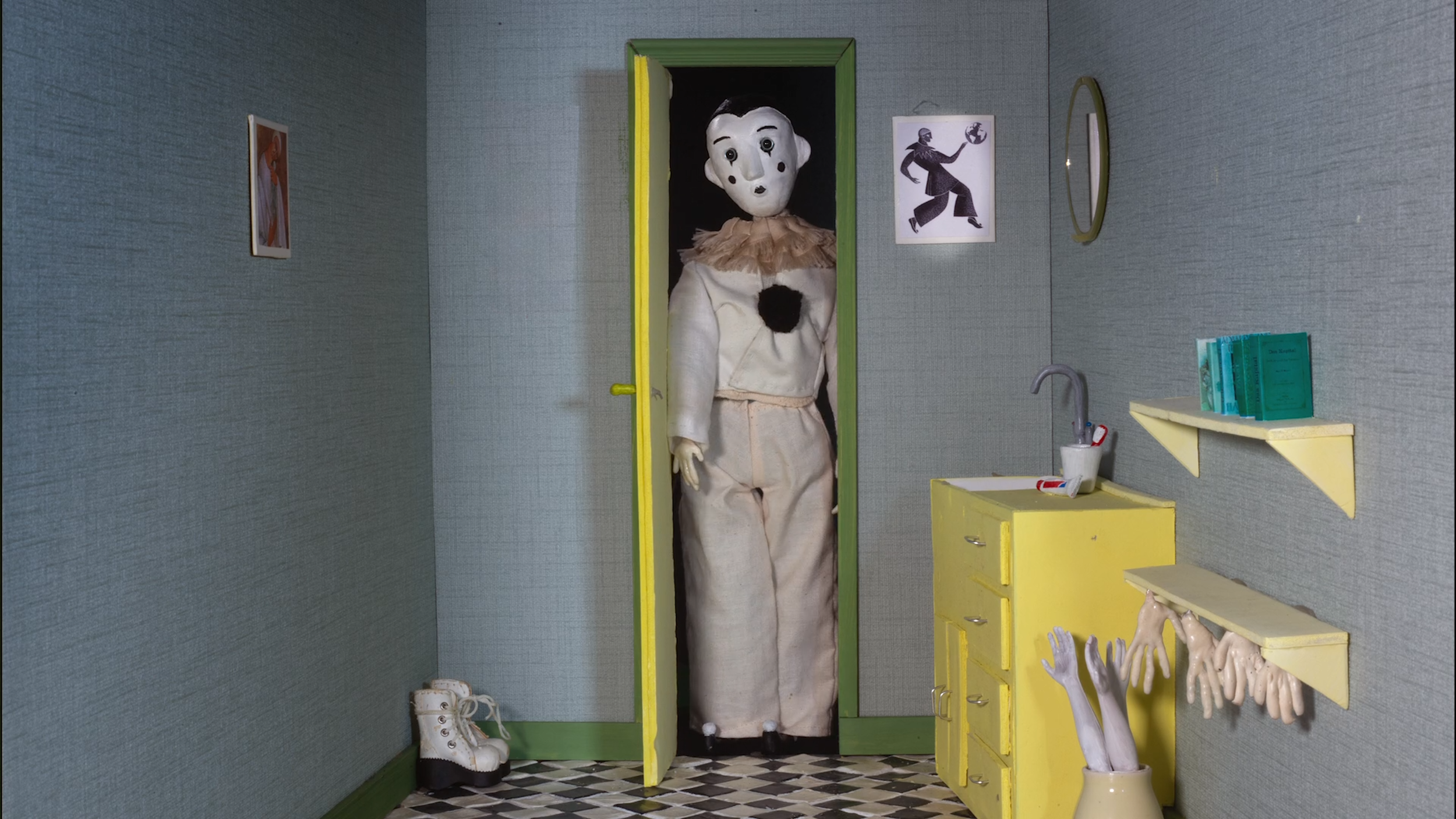 BodysBlindness2024PR.00_00_15_05.Still001 2.PNG