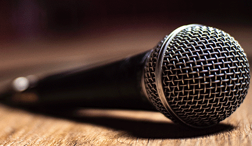 Mikrofon der symboliserer at du skal finde din unikke stemme som kunstner