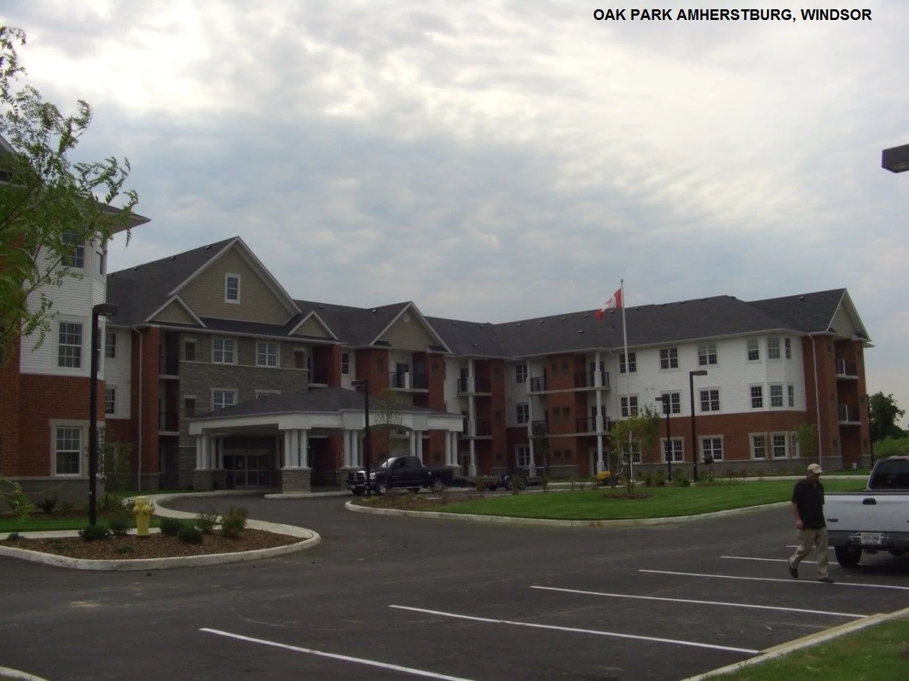Oak Park Amherstburg.jpg