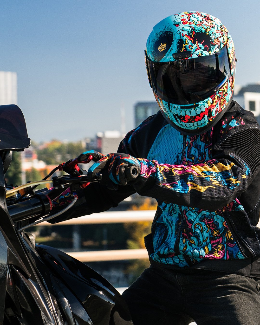 ICON takes its penchant for skull graphics to a whole new level with the Airform MIPS Munchies Helmet.