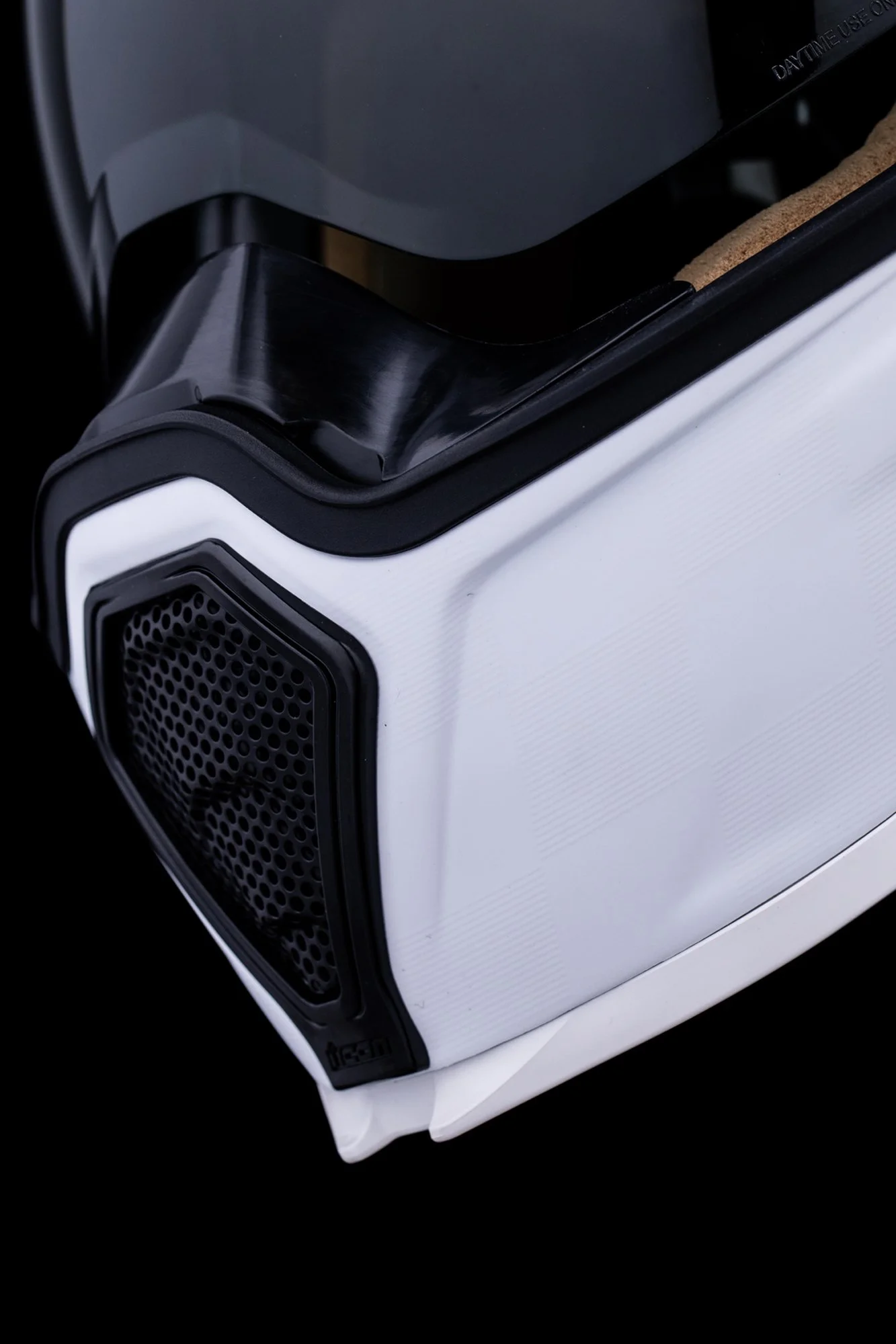 Ultraflite RR White Detail5.jpg