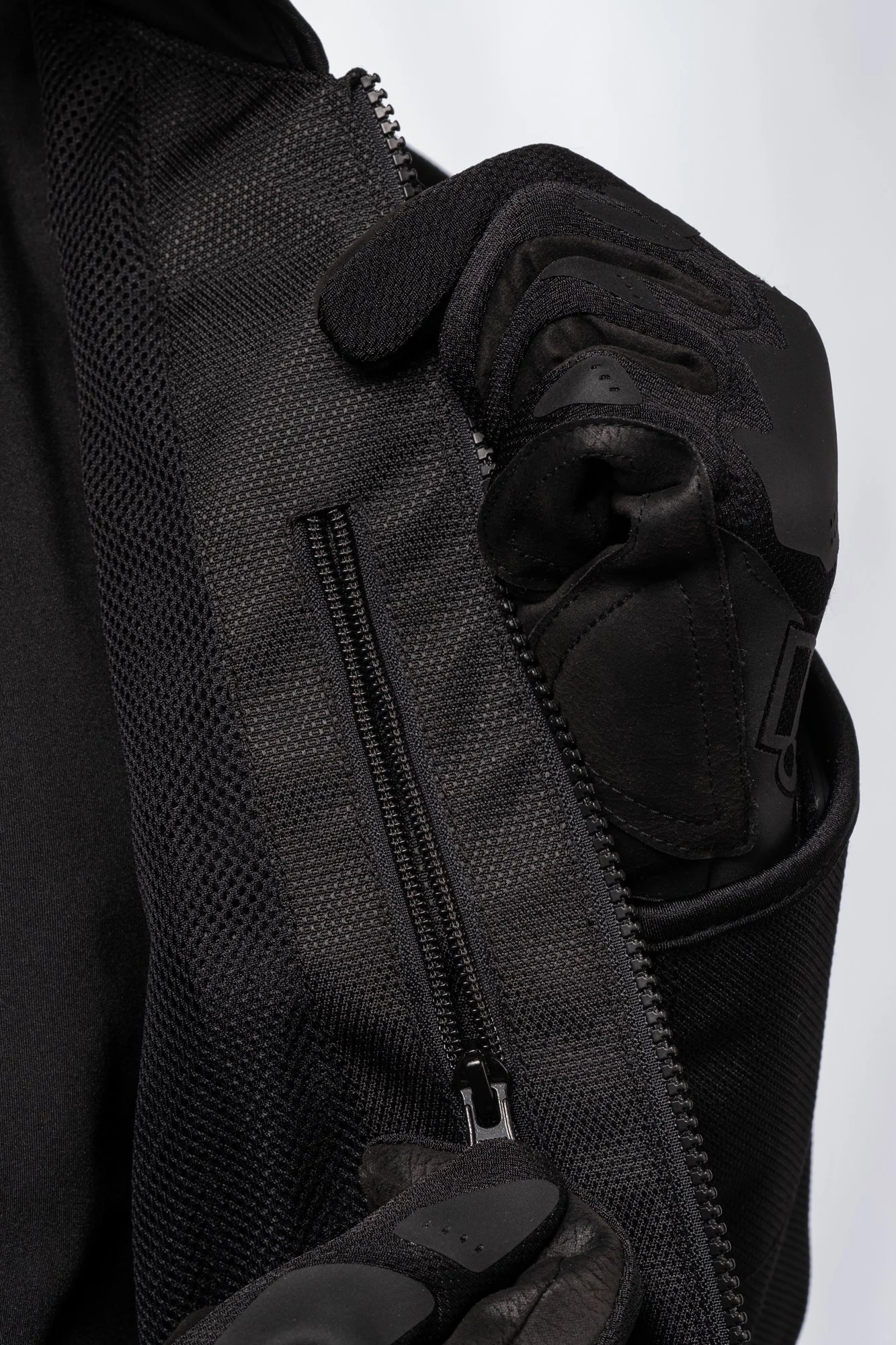 HooliganCEJacket_Black_PocketDetail.jpg