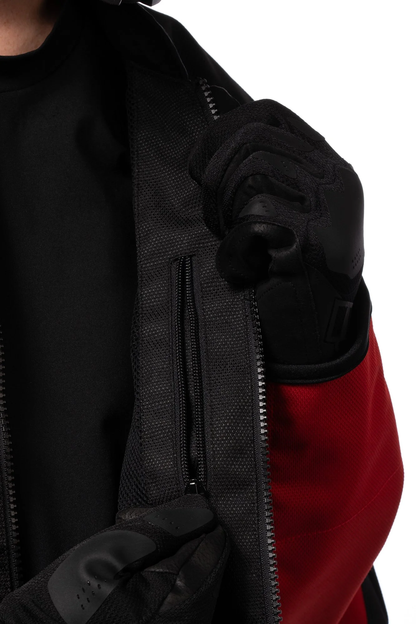 HooliganCEJacket_Slayer_PocketDetail.jpg