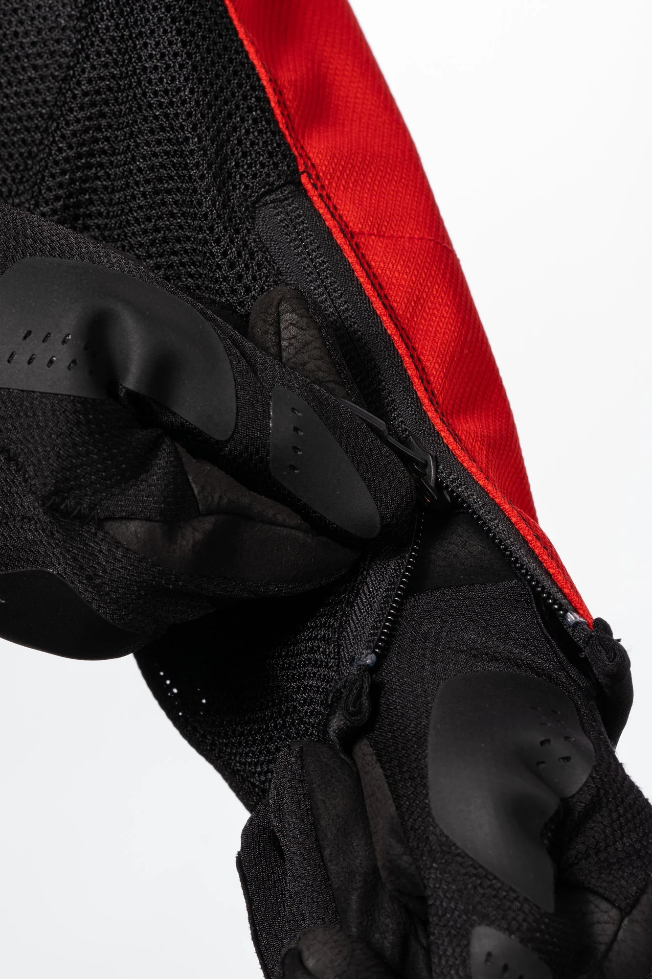 HooliganCEJacket_Slayer_WristDetail.jpg