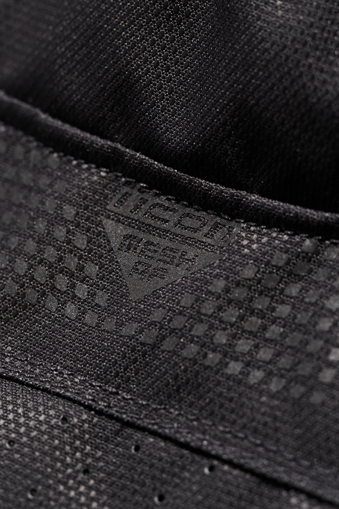 MeshAFCEJacket_Black_CollarDetail.jpg