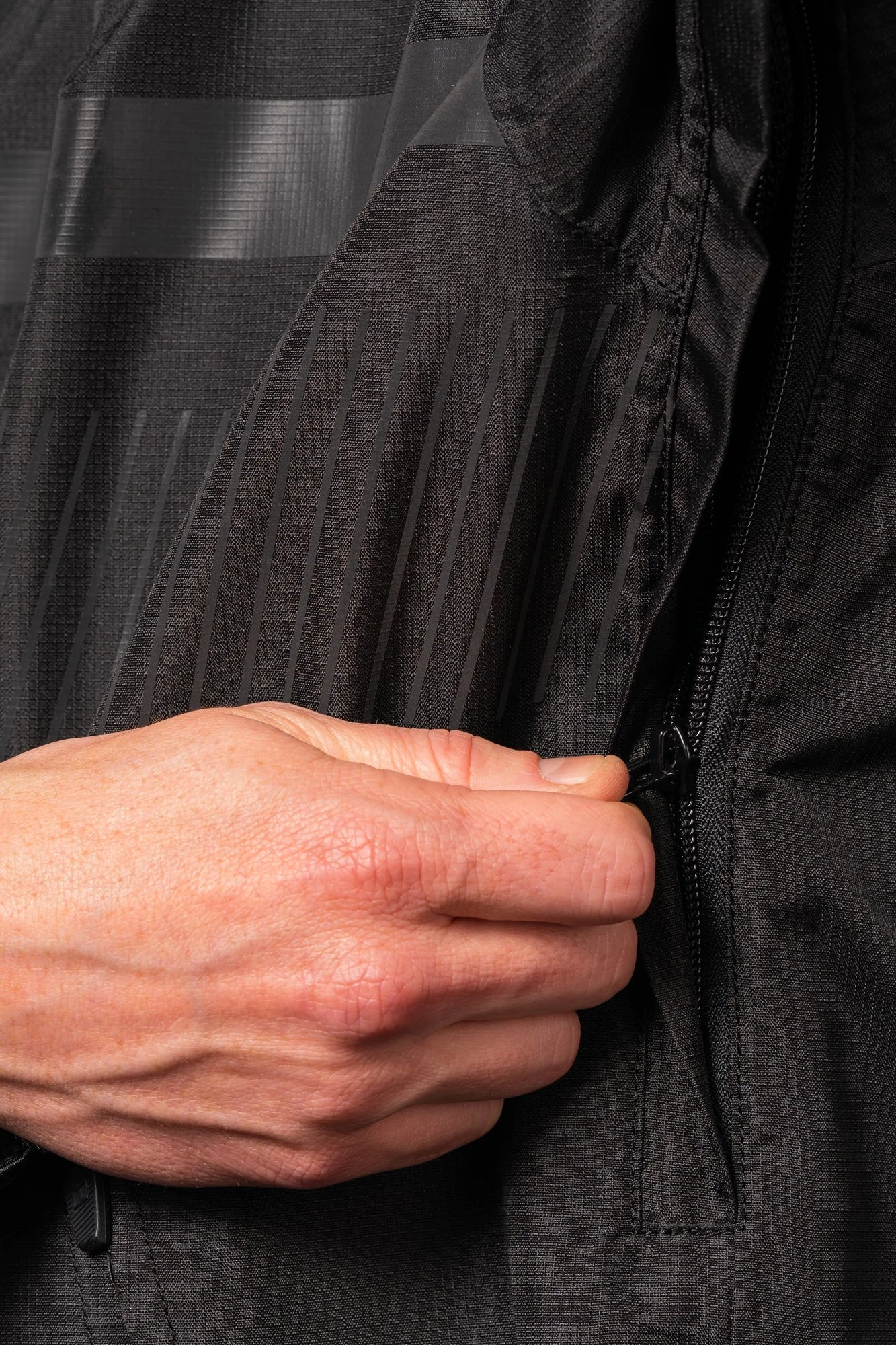 PDX3Jacket_Black_PitDetail.jpg