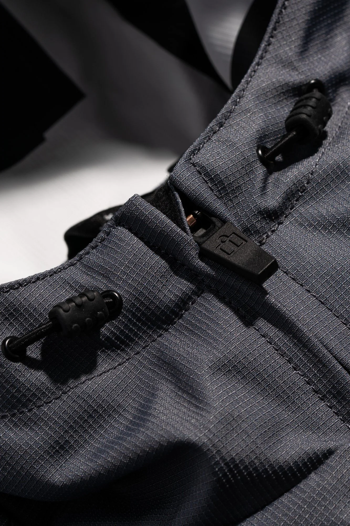 PDX3Jacket_Grey_CollarDetail.jpg