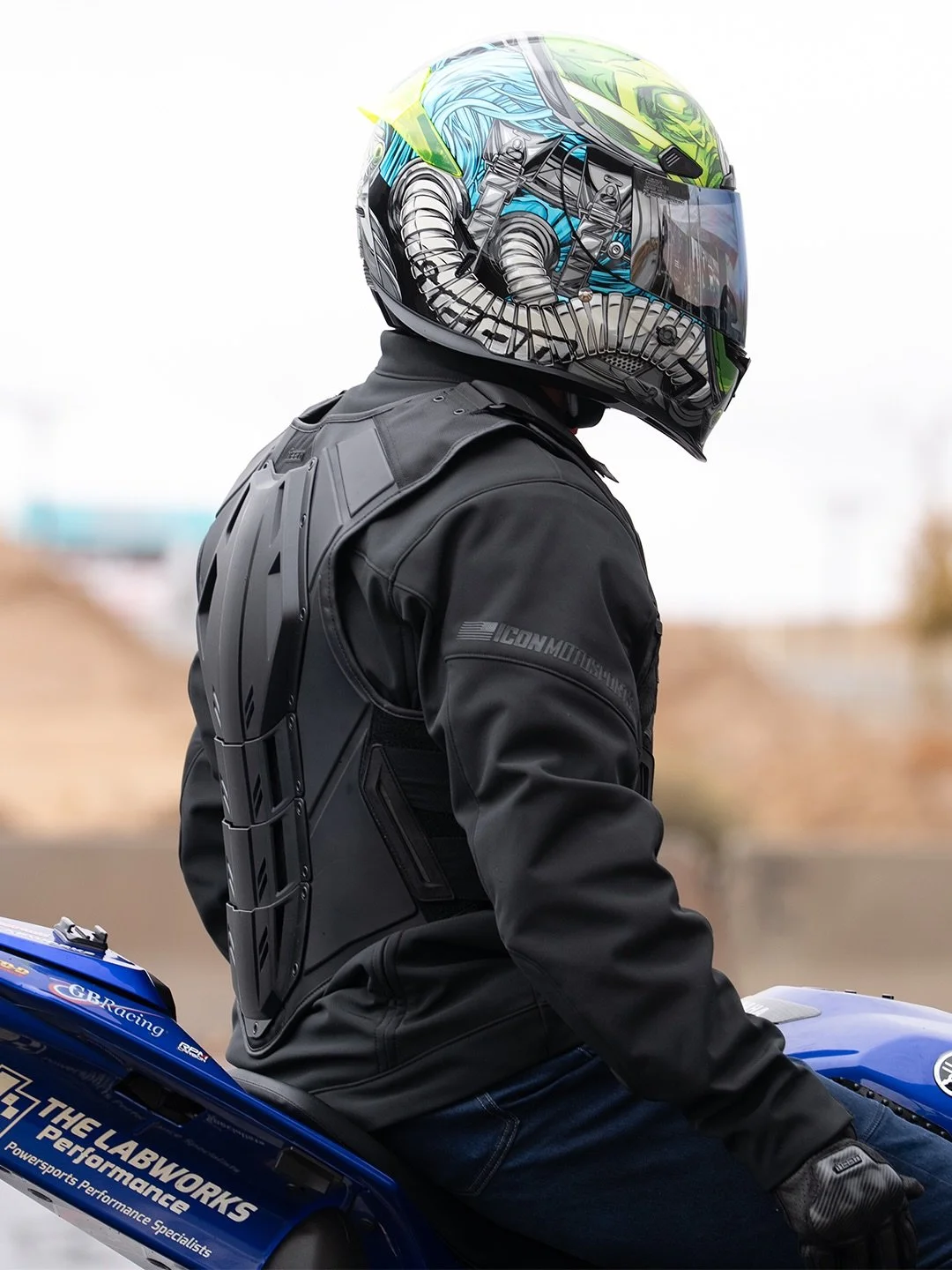 The ICON Core collection is built to protect the most at-risk riders from the street&rsquo;s harshest truths. The Field Armor 3 vest provides unmatched versatility without sacrificing protection. D3O impact protectors in the chest and back provide in