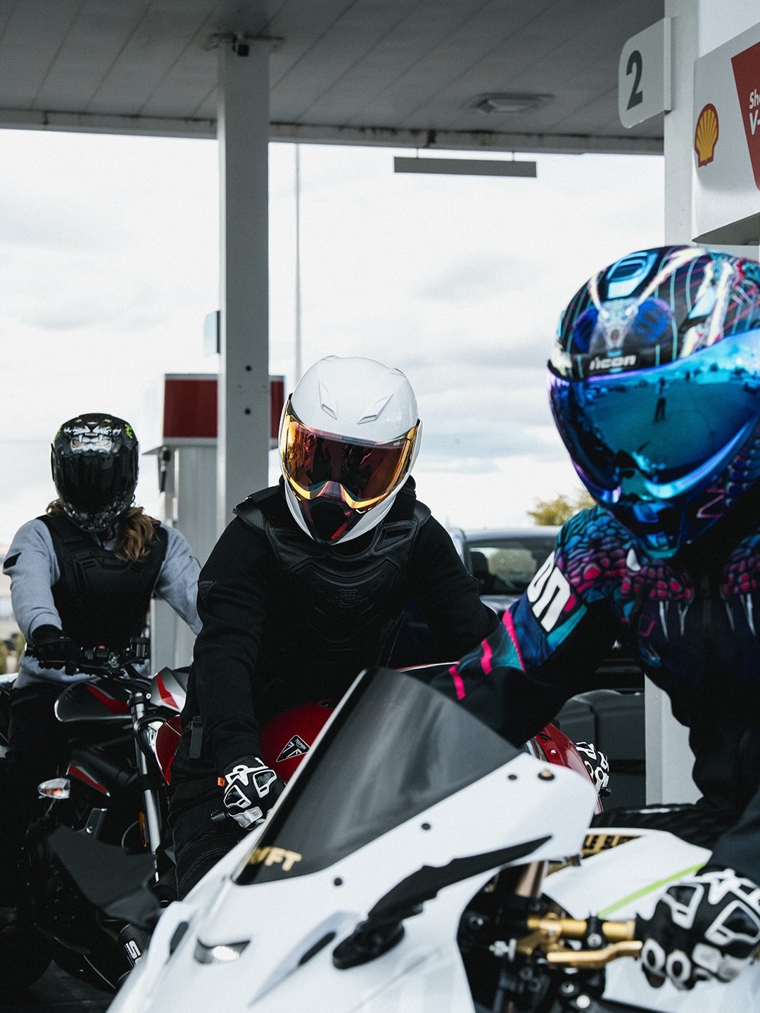 Whole squad on point. Tag your crew in the comments.