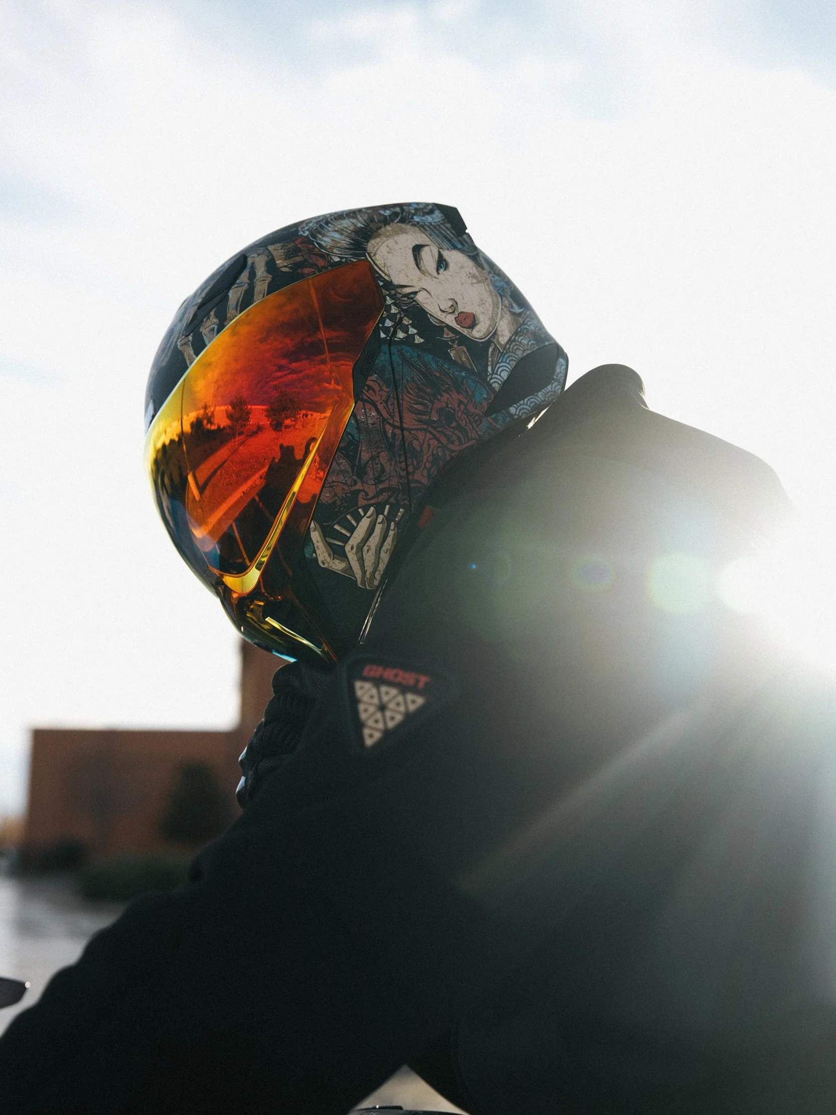 Built for riders who demand versatility without compromise. Threshold blends a sleek, aerodynamic shell with a positive locking modular chinbar for quick conversations, fuel stops, or just catching a breath. 

Now Available From Authorized ICON Deale
