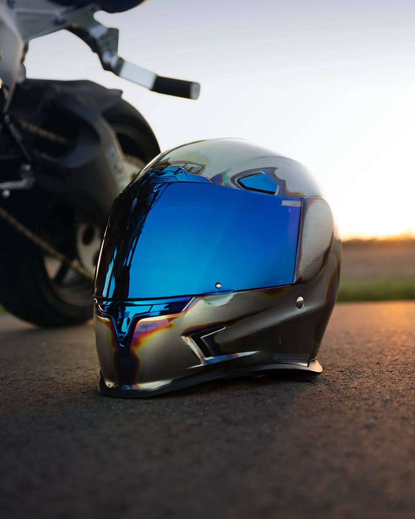 Street riders don&rsquo;t need race replicas. They need gear built to survive traffic, weather, bad decisions, and the long ride home.

The Airframe Pro ReEntry is strong, lightweight, and built for maximum ventilation because more airflow means less