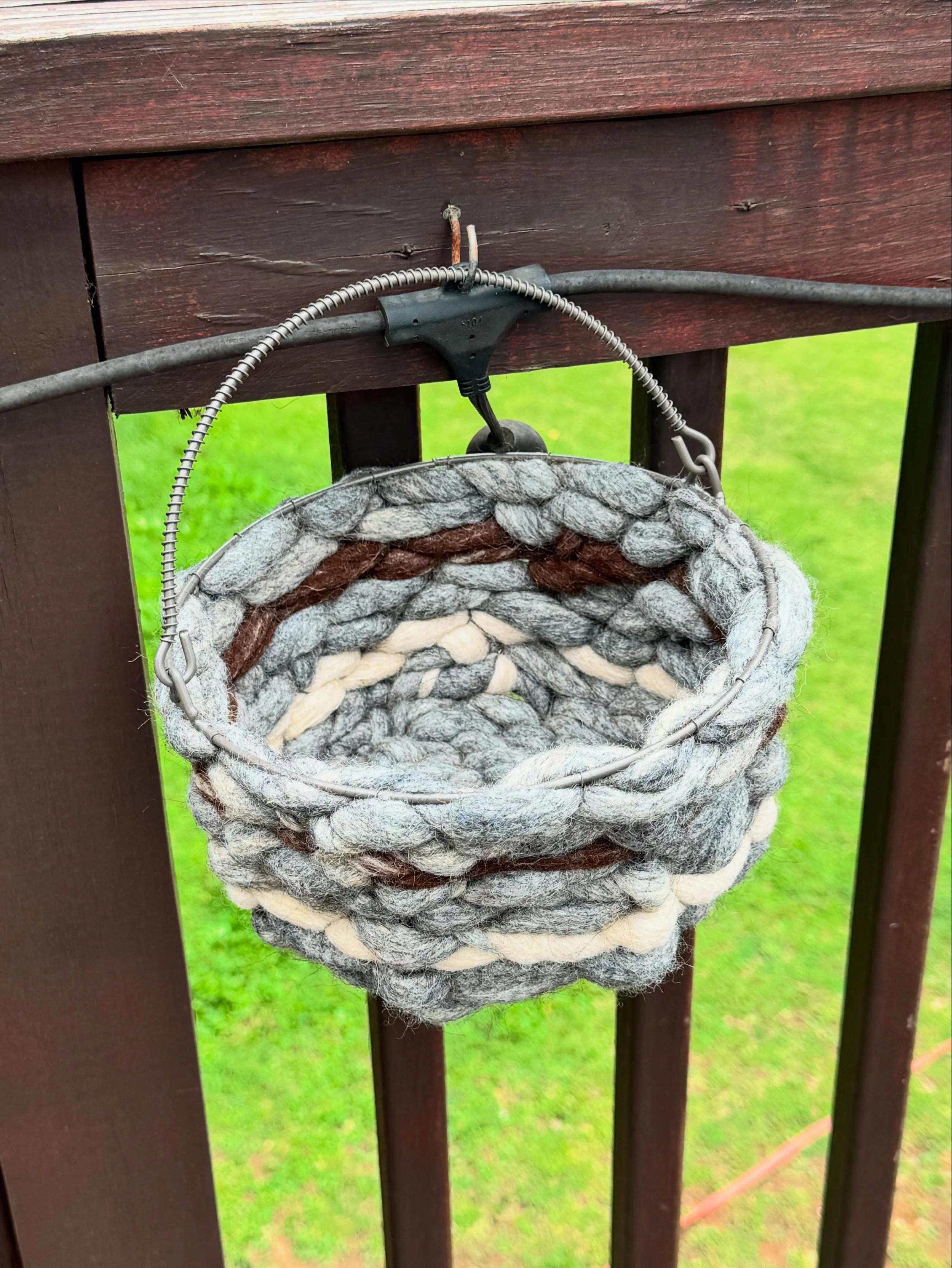 When I am too busy to work on my inventory, my creativity becomes a compulsion. Story time: About two months ago I met a lovely farmer family who used core spun alpaca yarn to weave around a basket. The baskets were so cute! I was thinking I could we