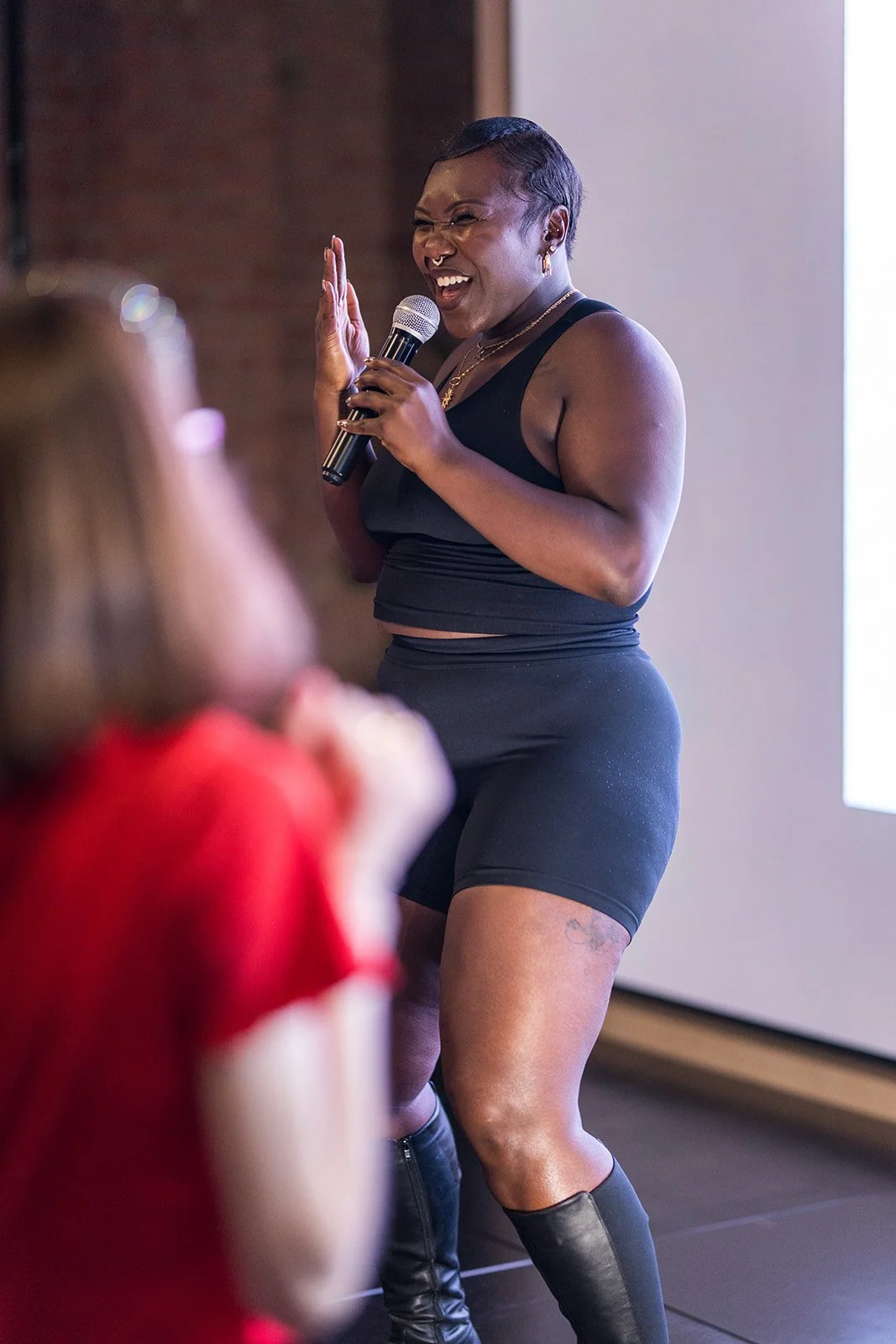 Tamara facilitating at netwerking  at Canva