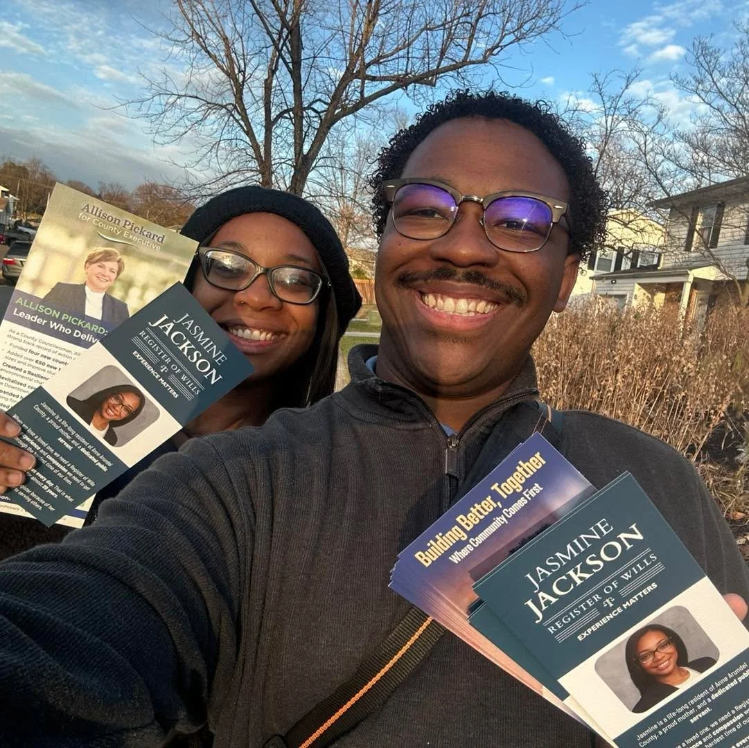 Bundled up and knocking doors ❄️🚪 #GoWithGeonta 💛💜
