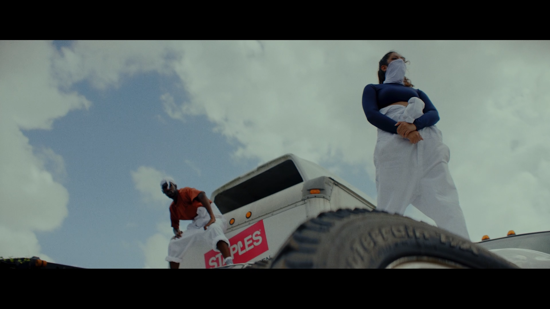 QUE PASO_OFFICIAL FINAL H264.00_02_14_21.Still017.png