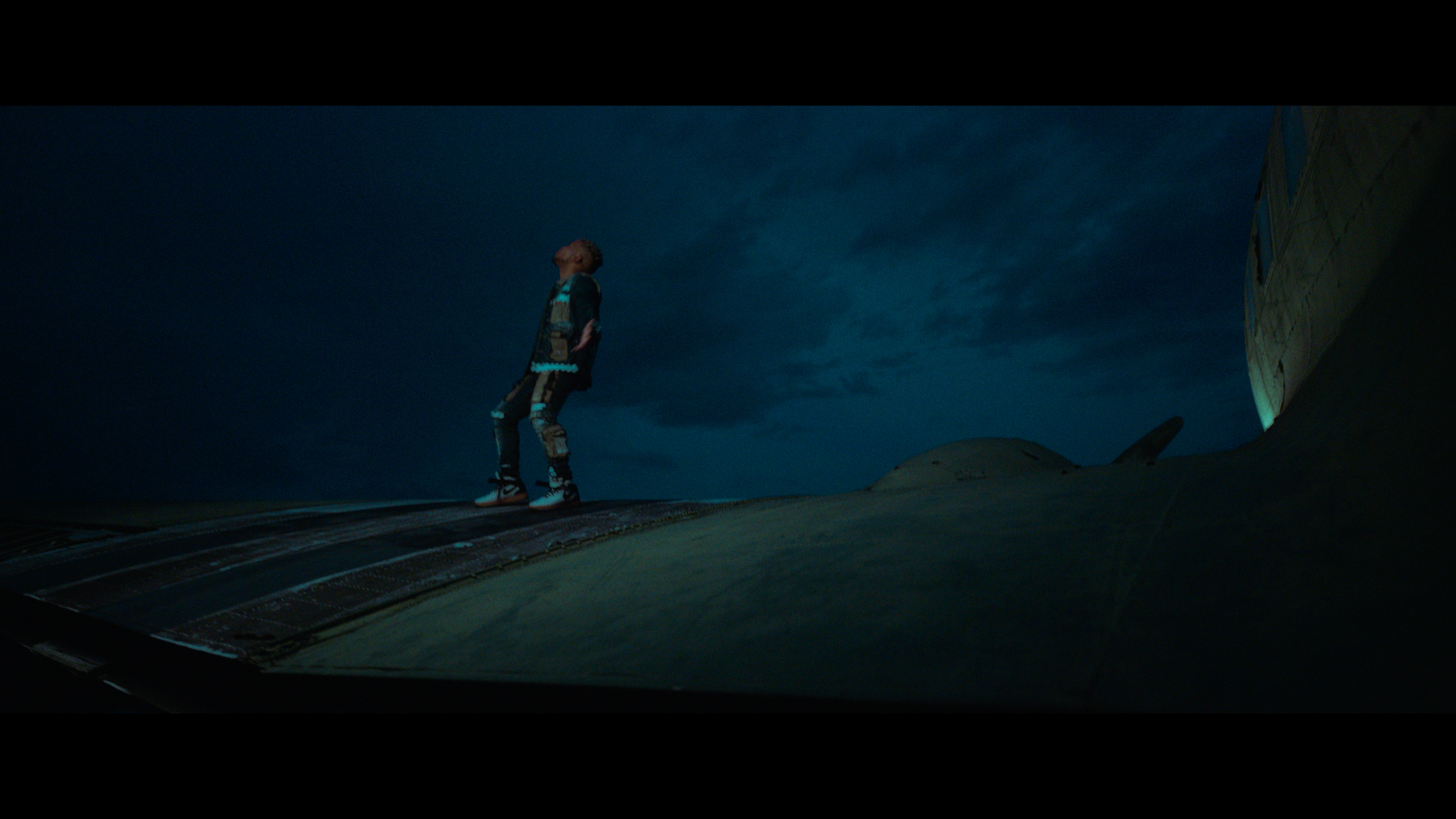 MOMENTUM FINAL PRORESS.00_03_17_15.Still010.png