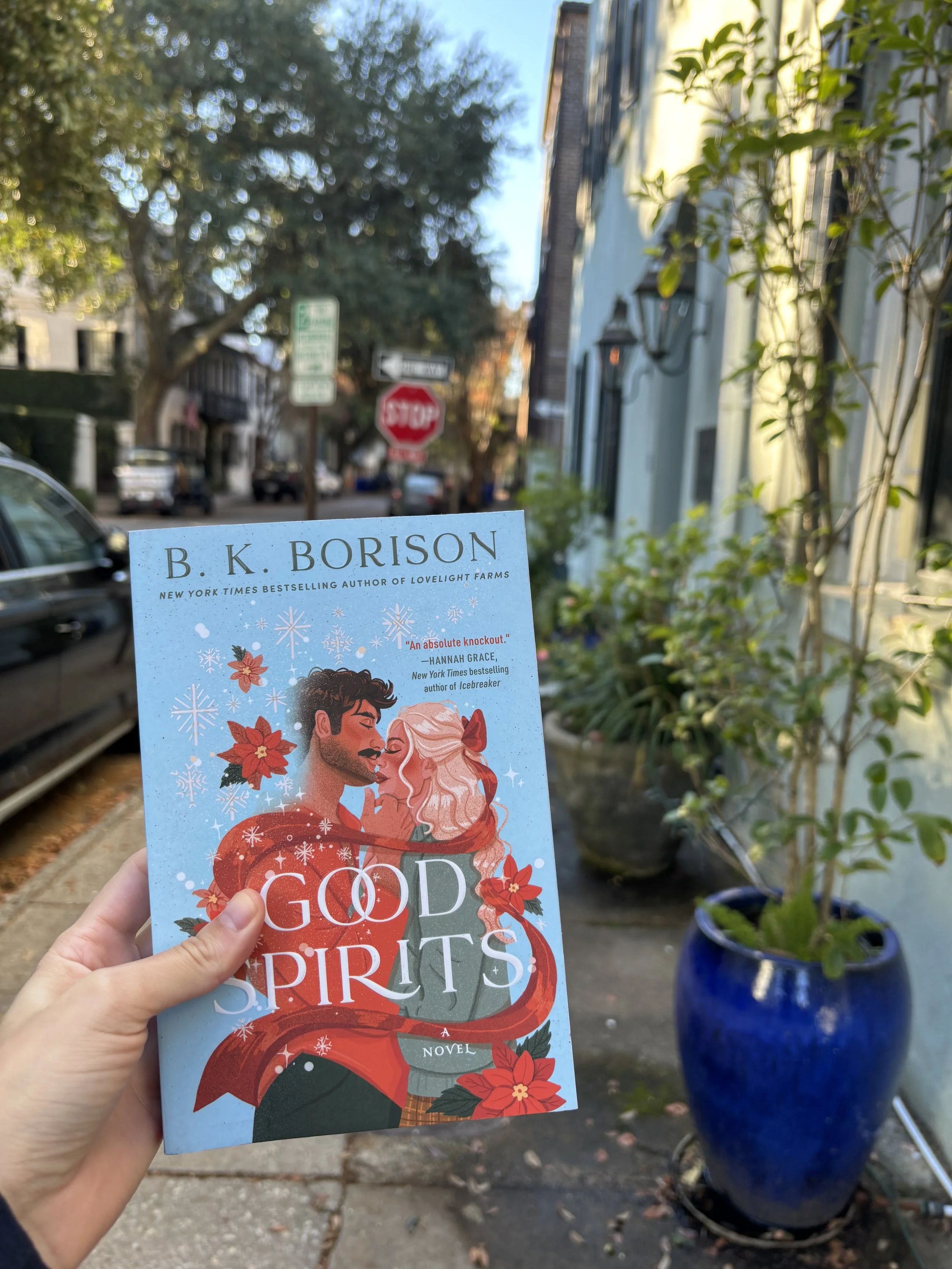 A Ghosty Holiday Read