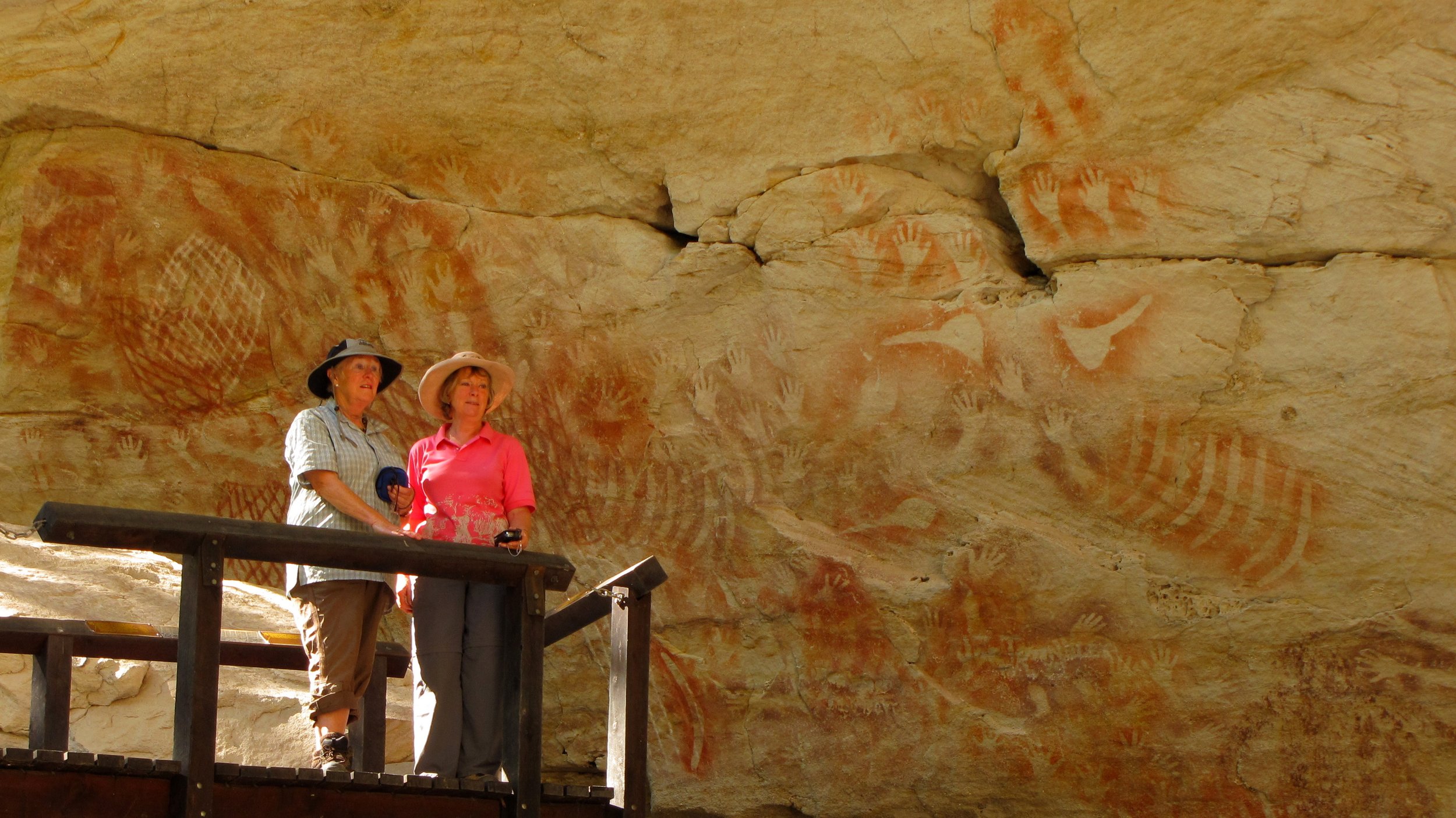 lh 237 Cathedral Cave.jpg