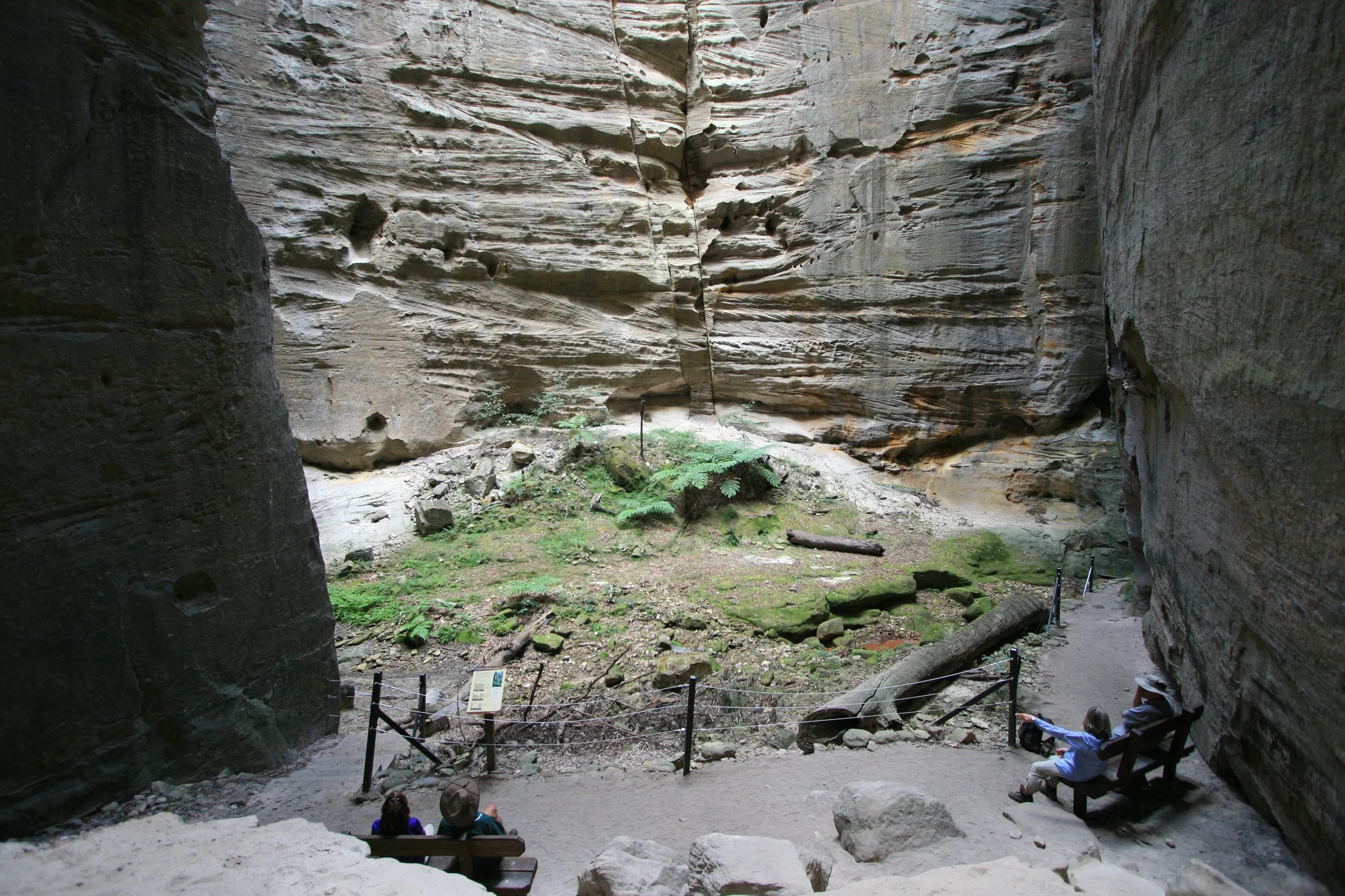 lh 219 The Amphithearte.jpg