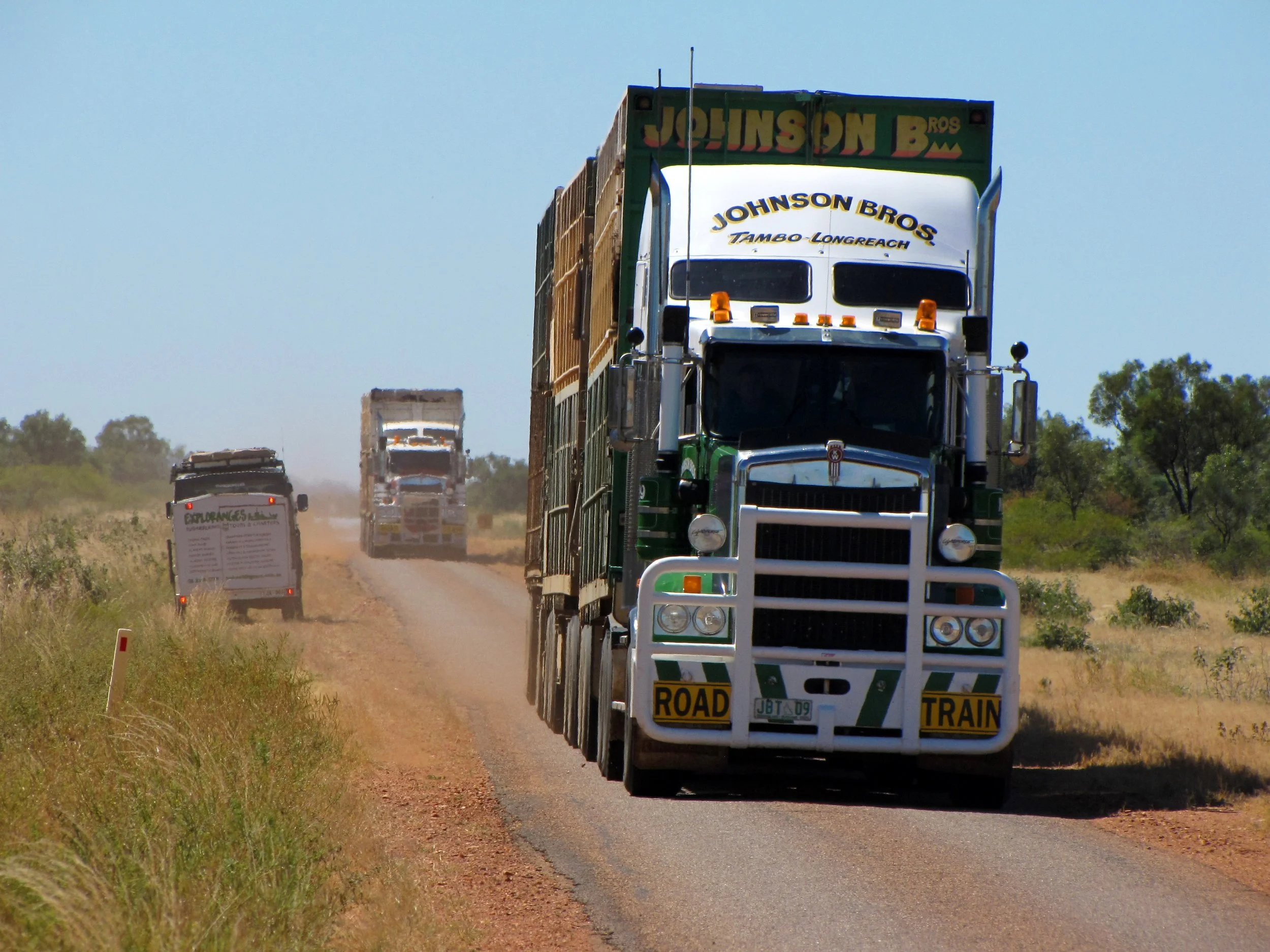 lh 045 Road Trains.jpg