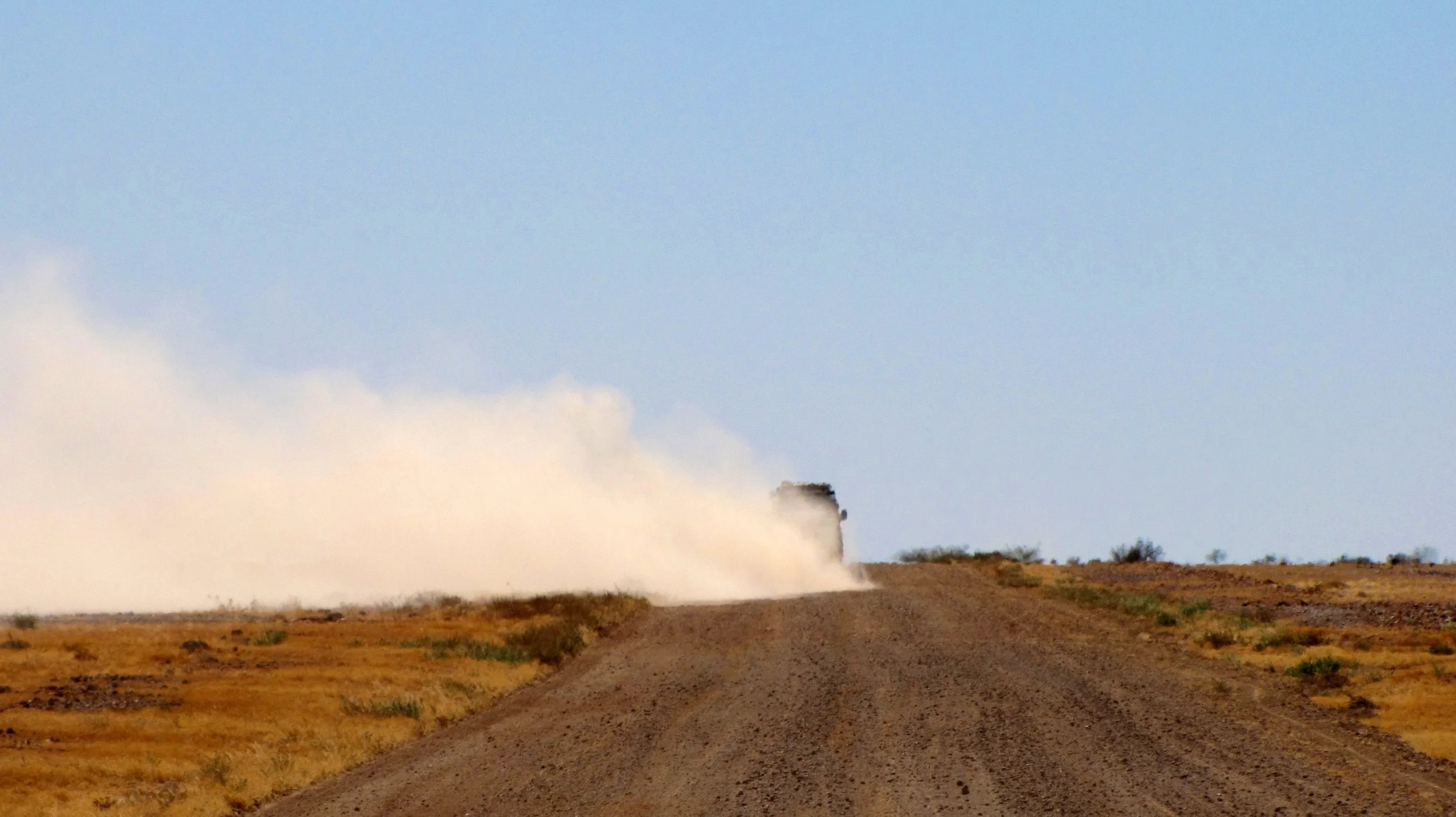 lh 028 Lake Machattie Bypass Road.jpg