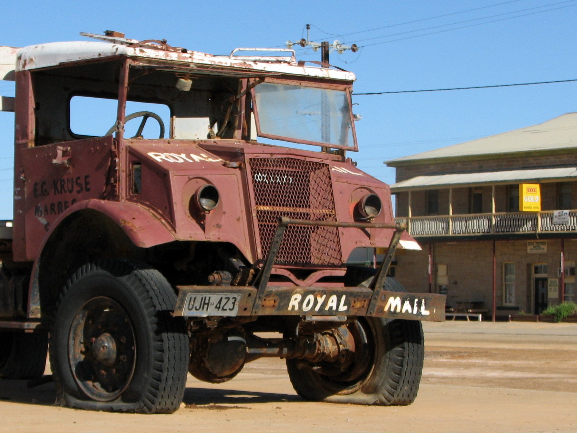 lh 006a Tom Kruse Mail Truck.JPG