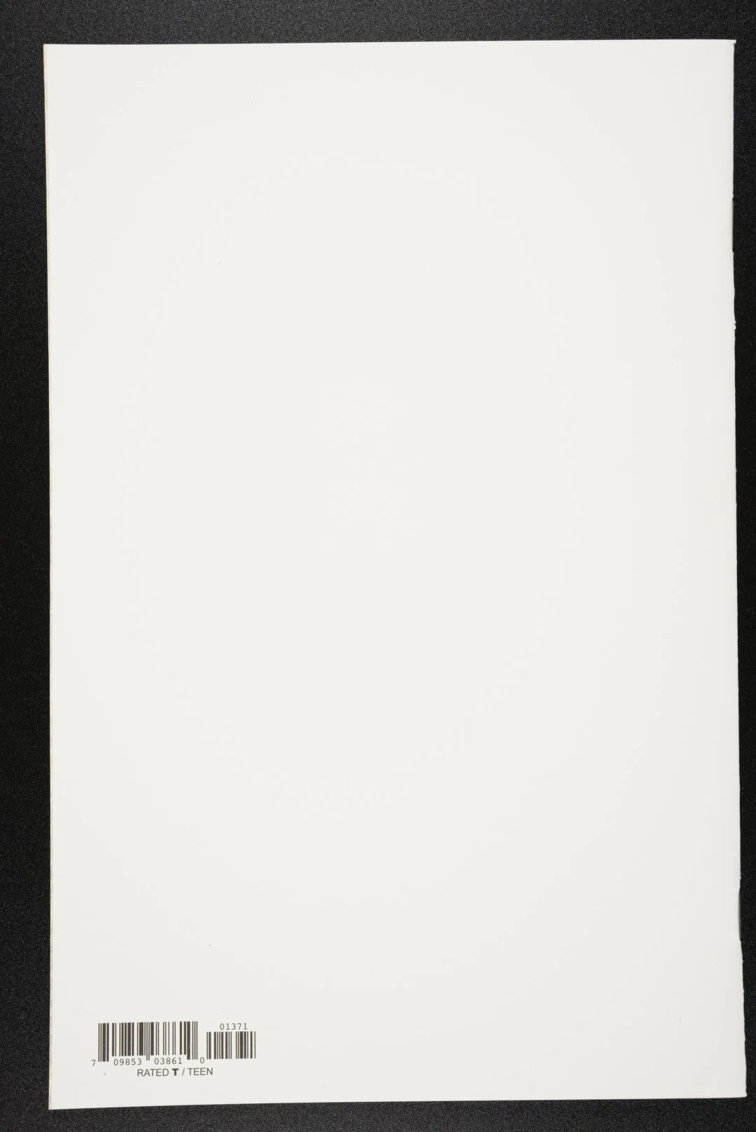 COM-3374_02.jpg