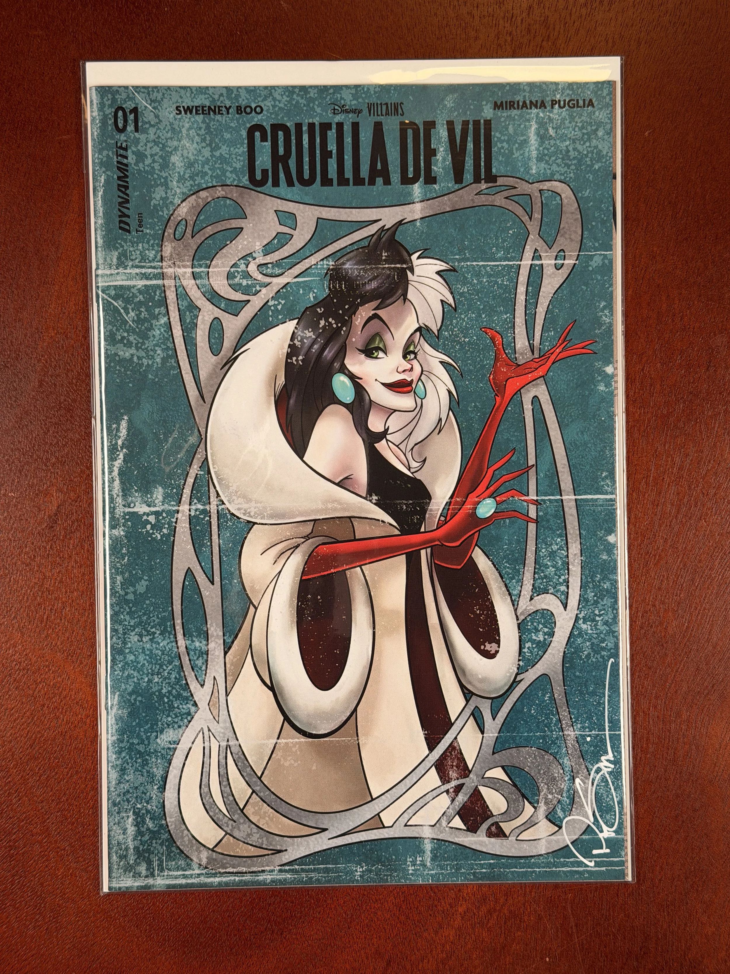 Disney Villains: Cruella De Vil #1 – Peter Smith Variant – Signed