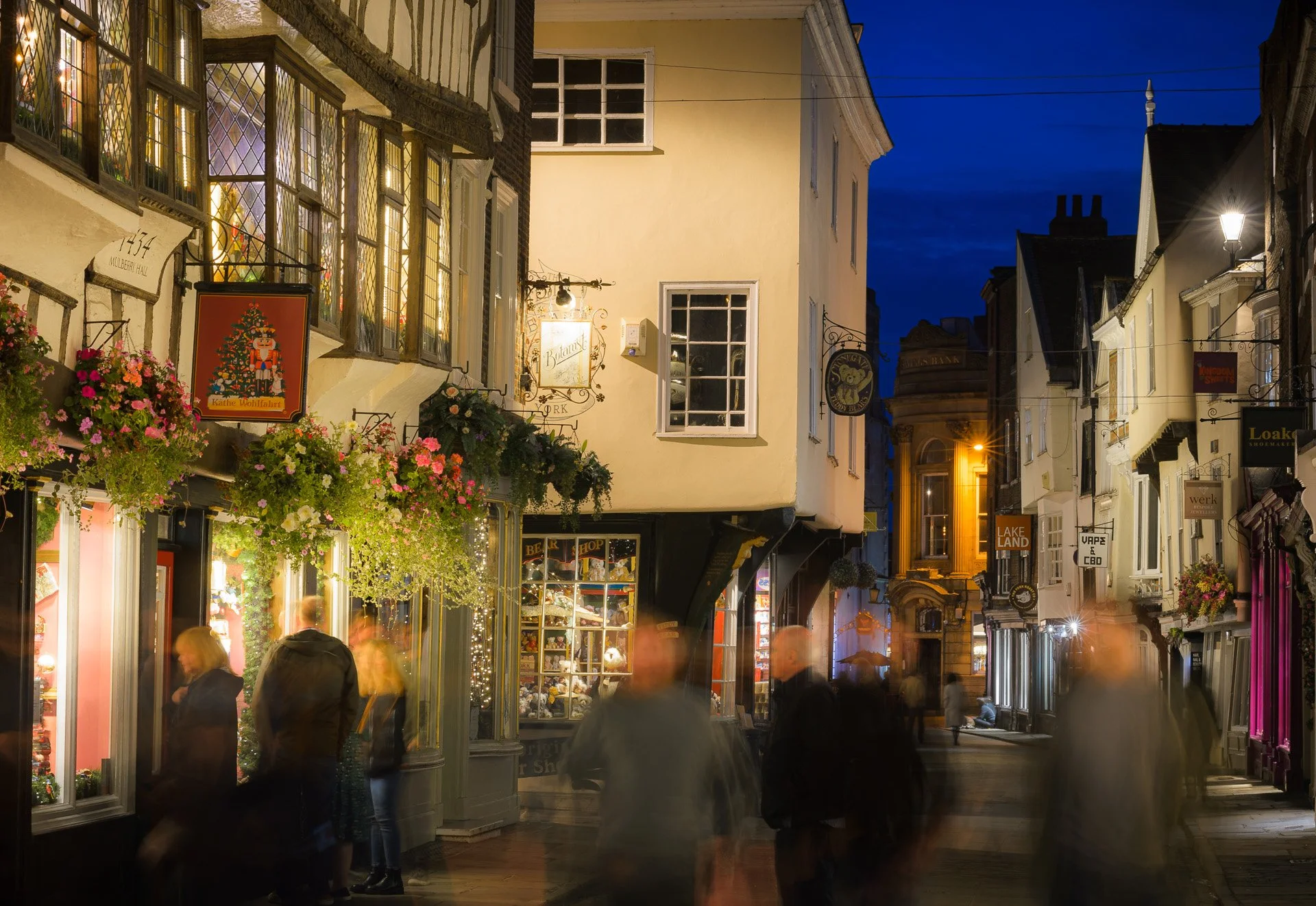 York at Night showcase (10 of 10).jpg