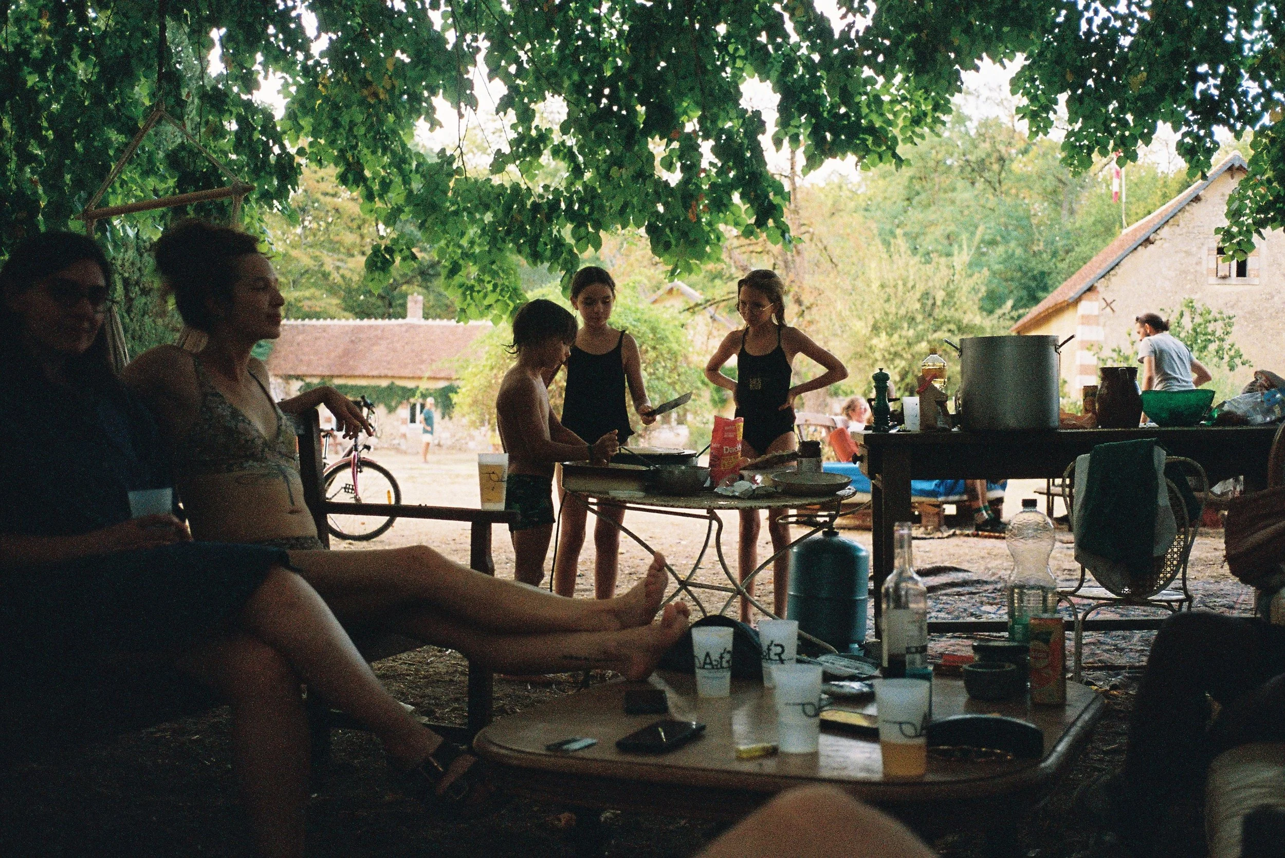 R1-09753-025A.JPG